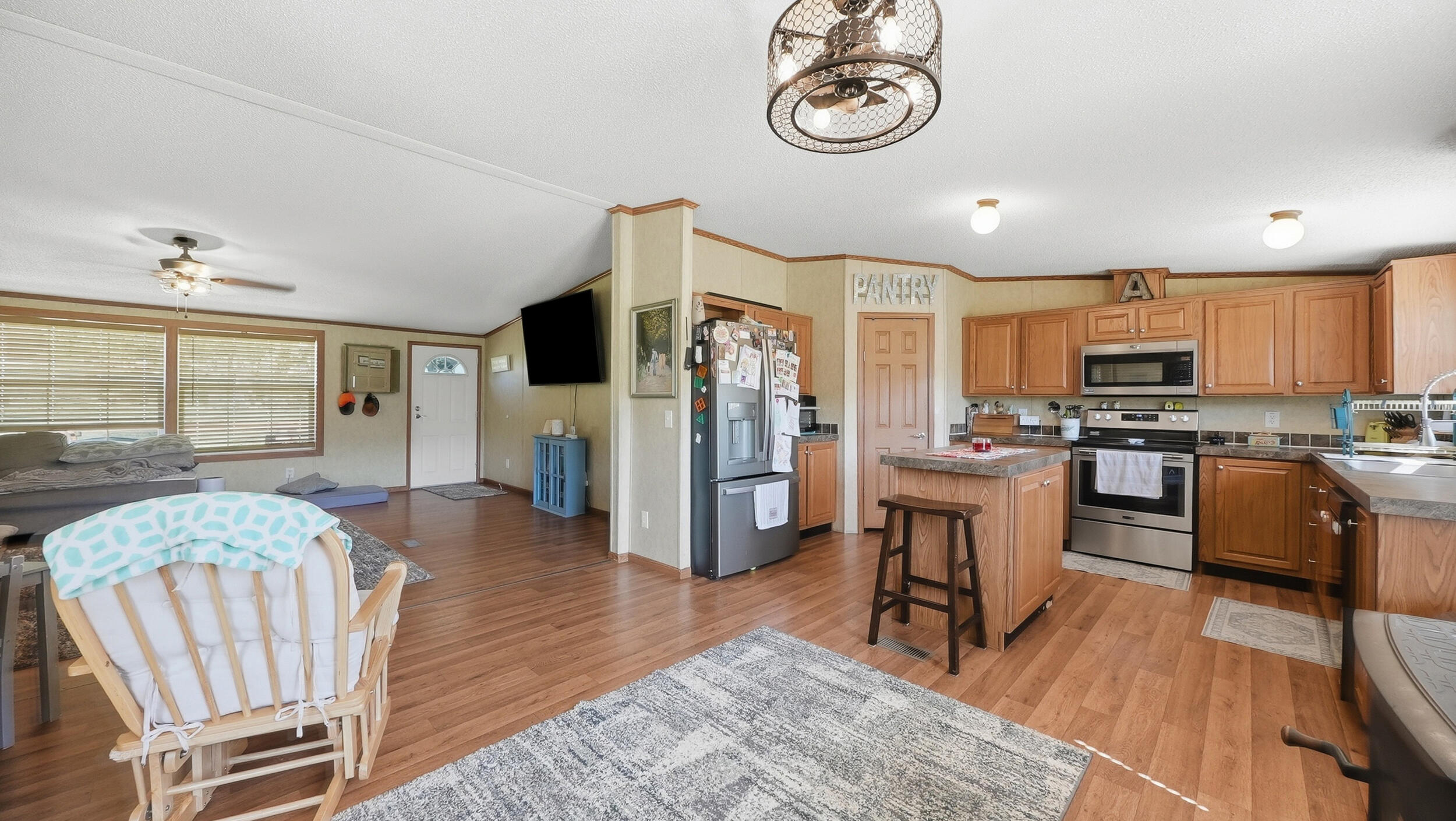 12129 Highway 193