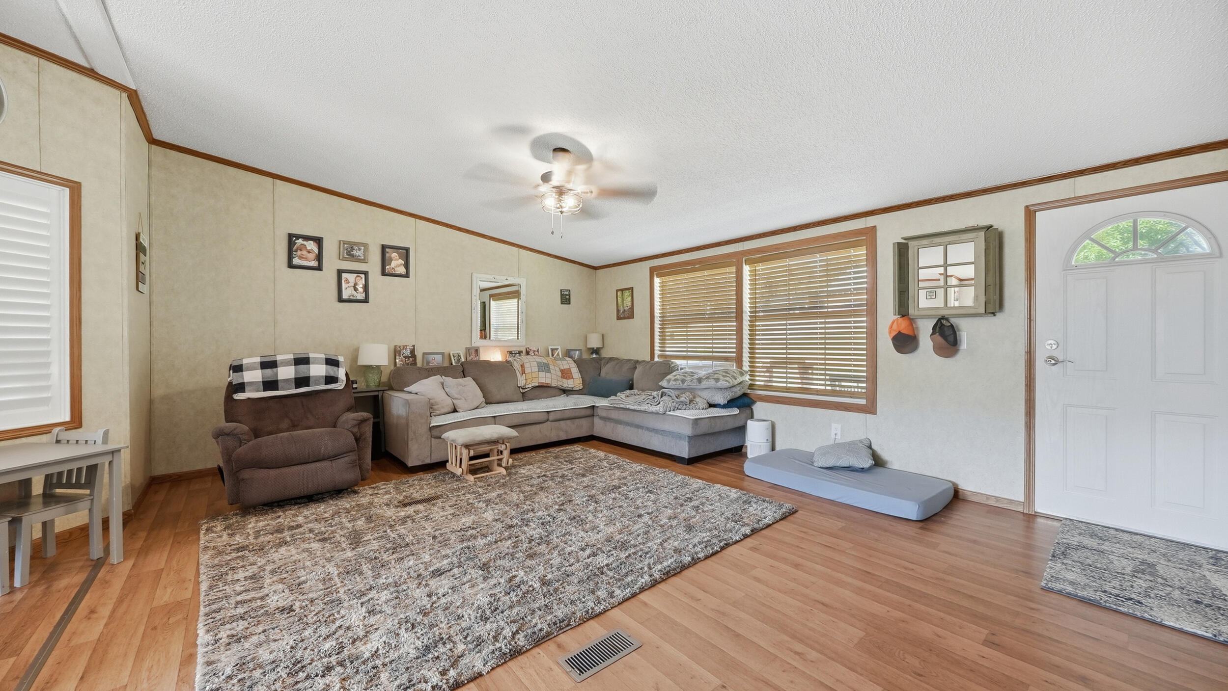 12129 Highway 193