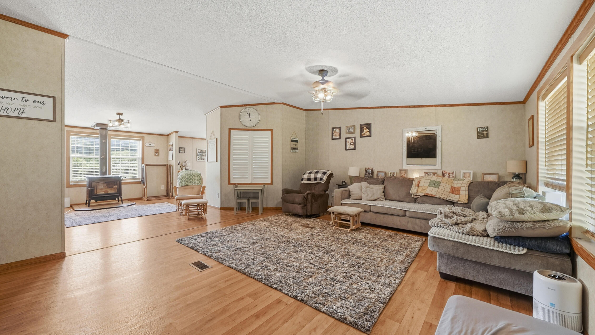 12129 Highway 193