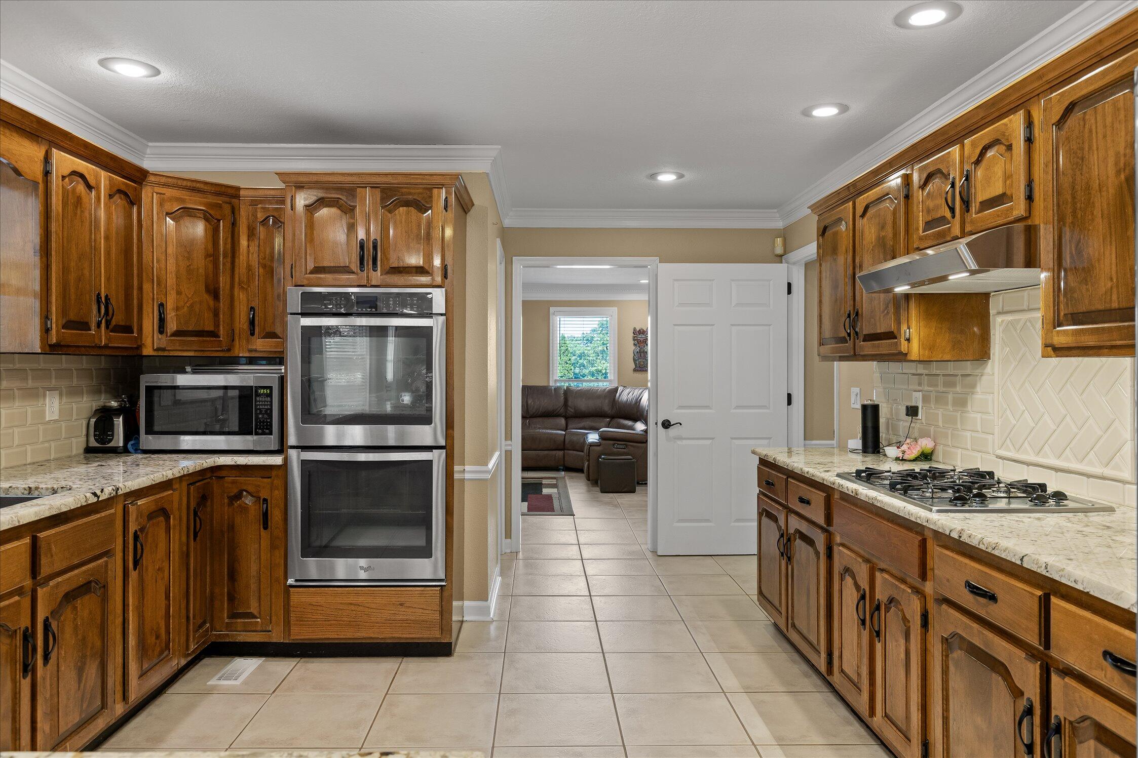 9326 Royal Mountain Drive