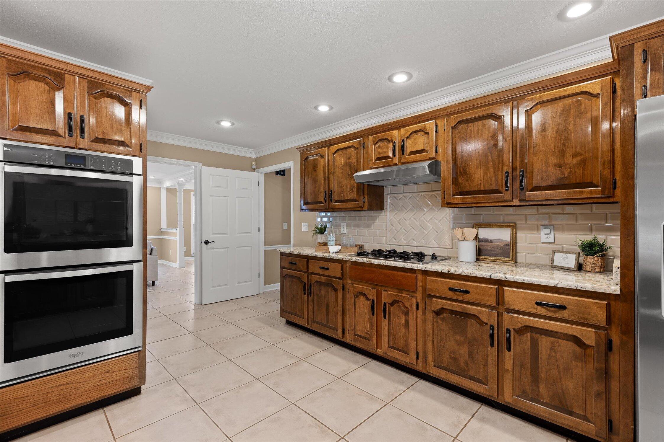 9326 Royal Mountain Drive