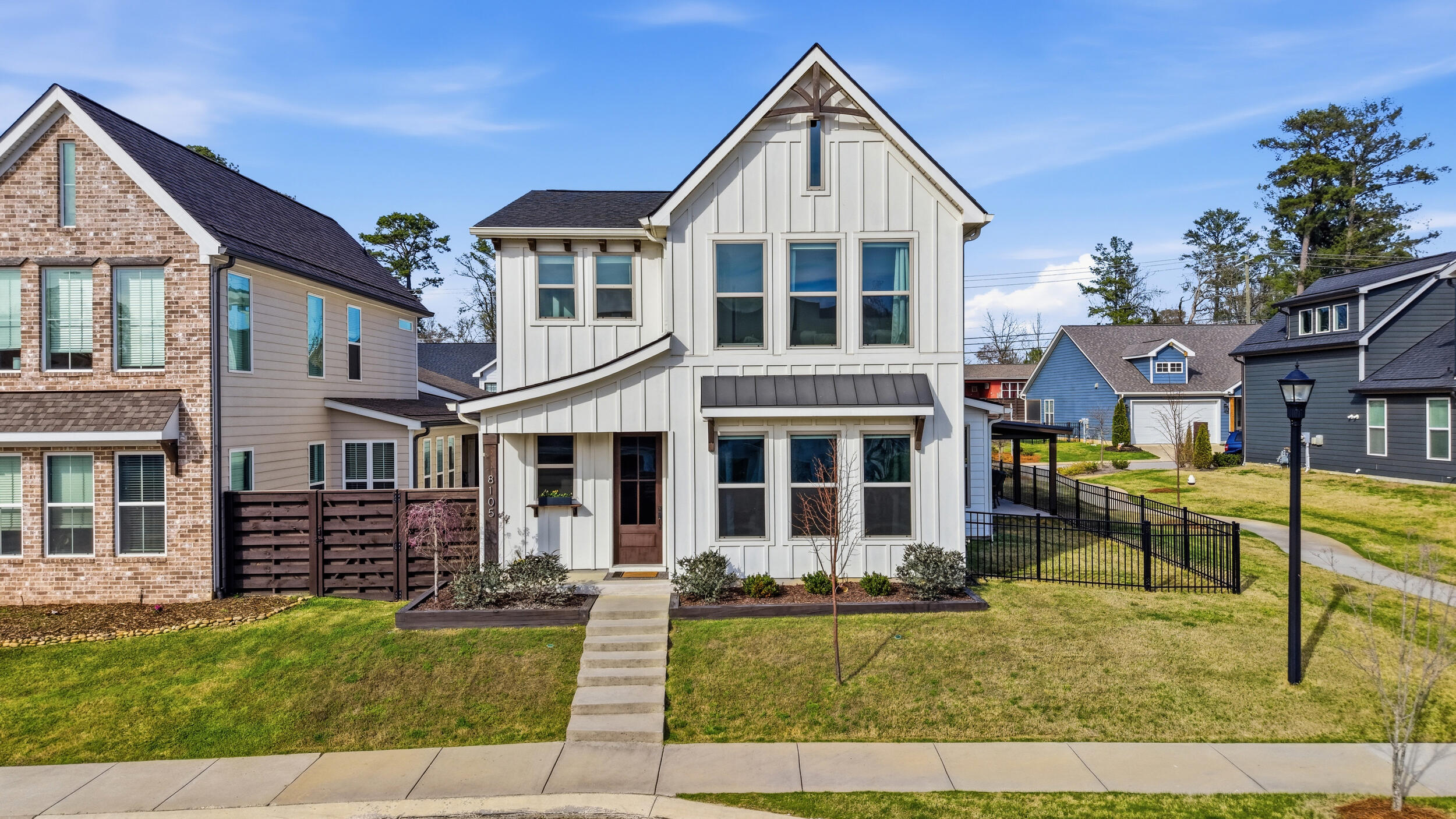 8105 Honeycomb Lane
