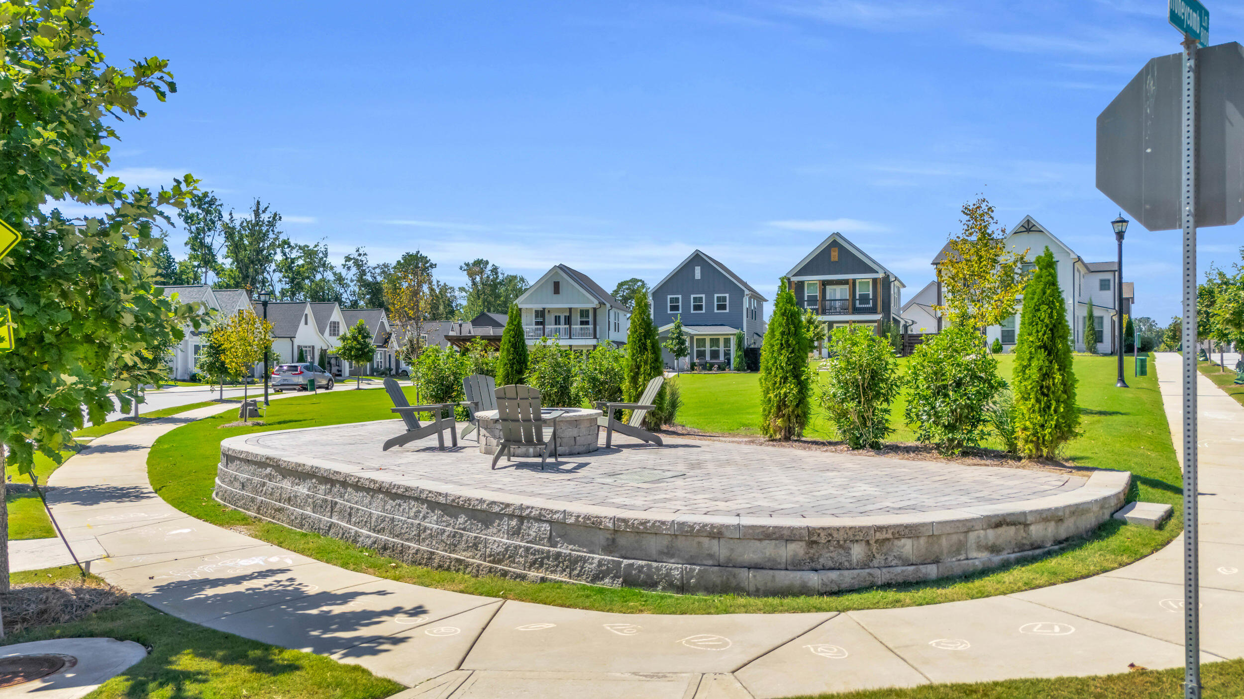 8105 Honeycomb Lane