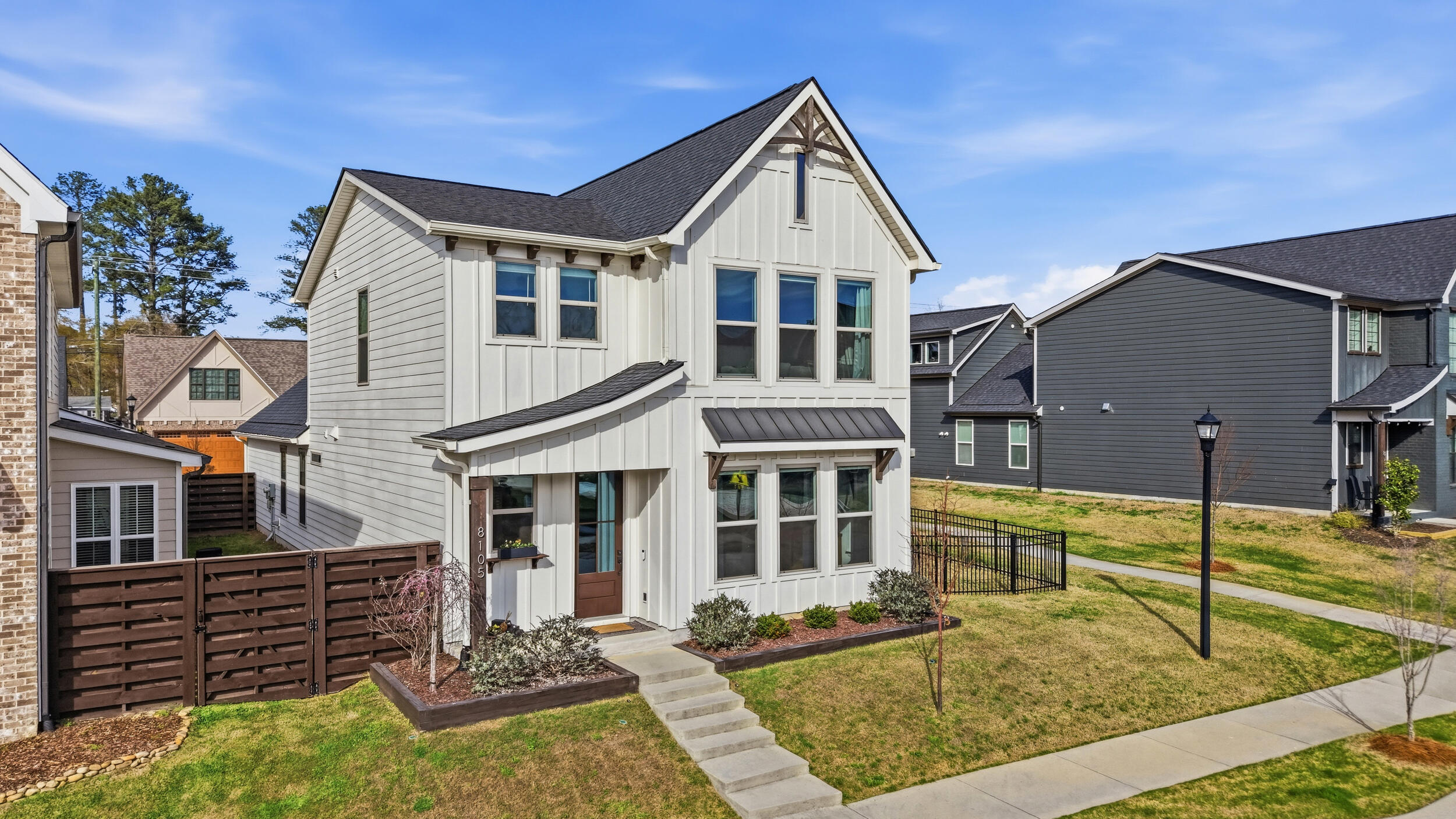 8105 Honeycomb Lane