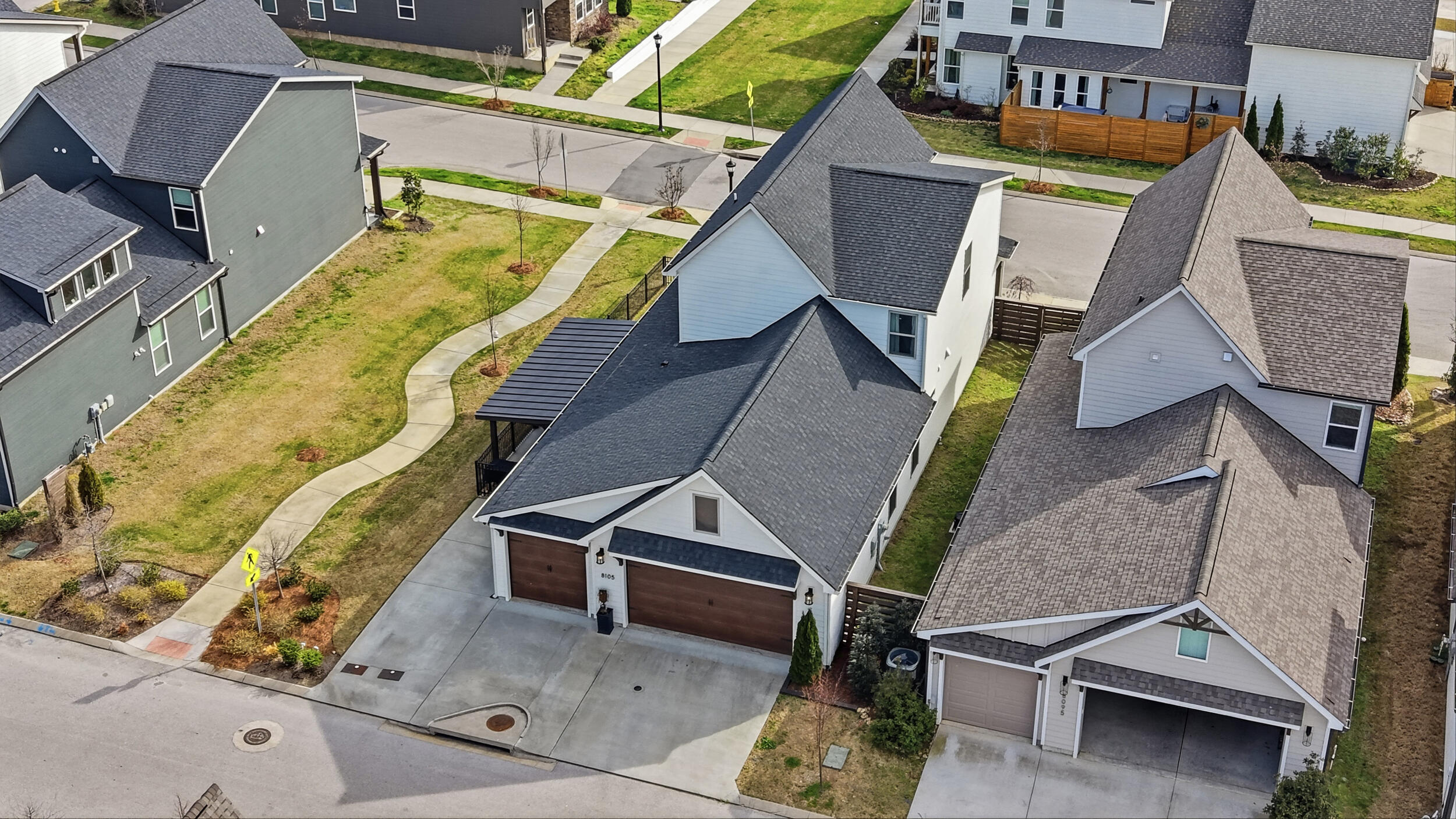 8105 Honeycomb Lane