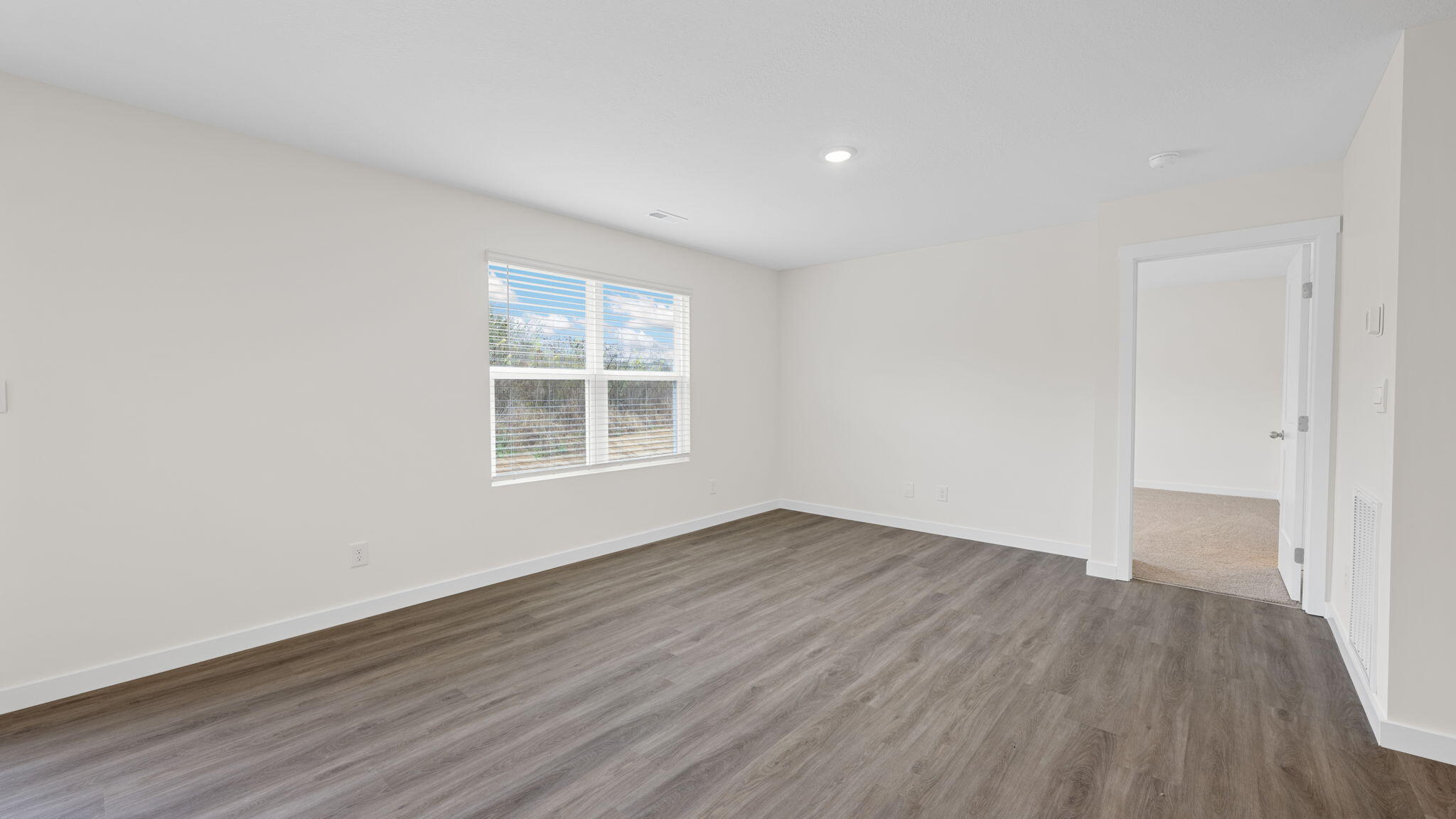 10701 Prairie Lake Dr