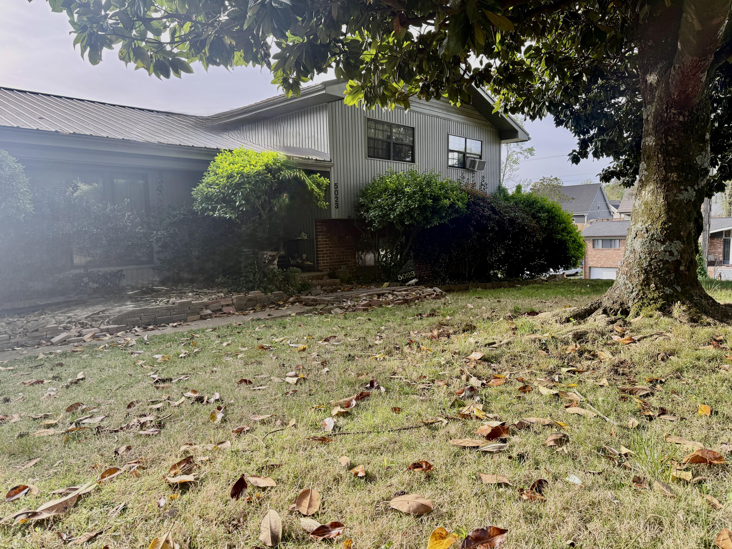 5023 Mimosa Trail