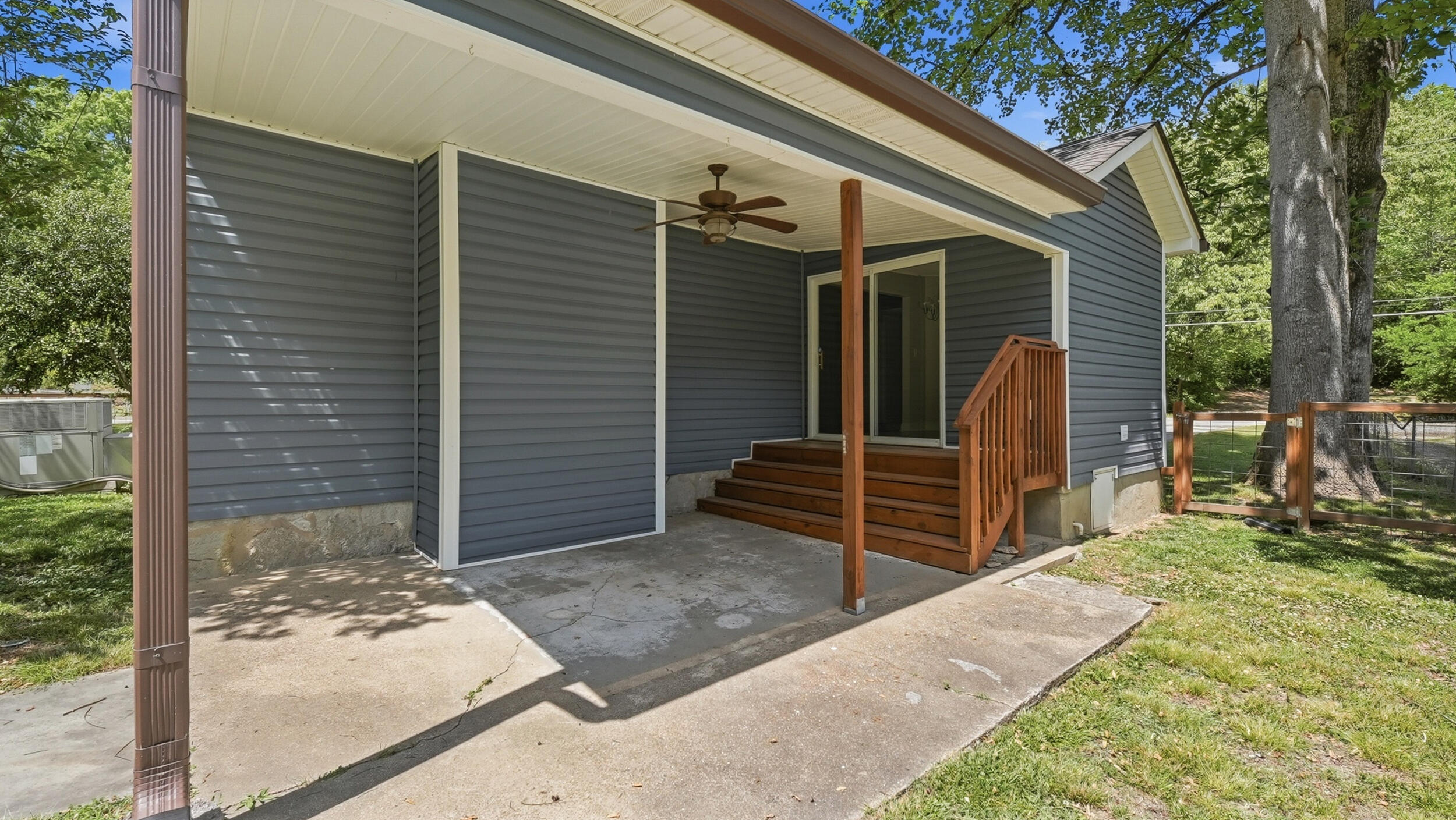 706 Lupton Drive