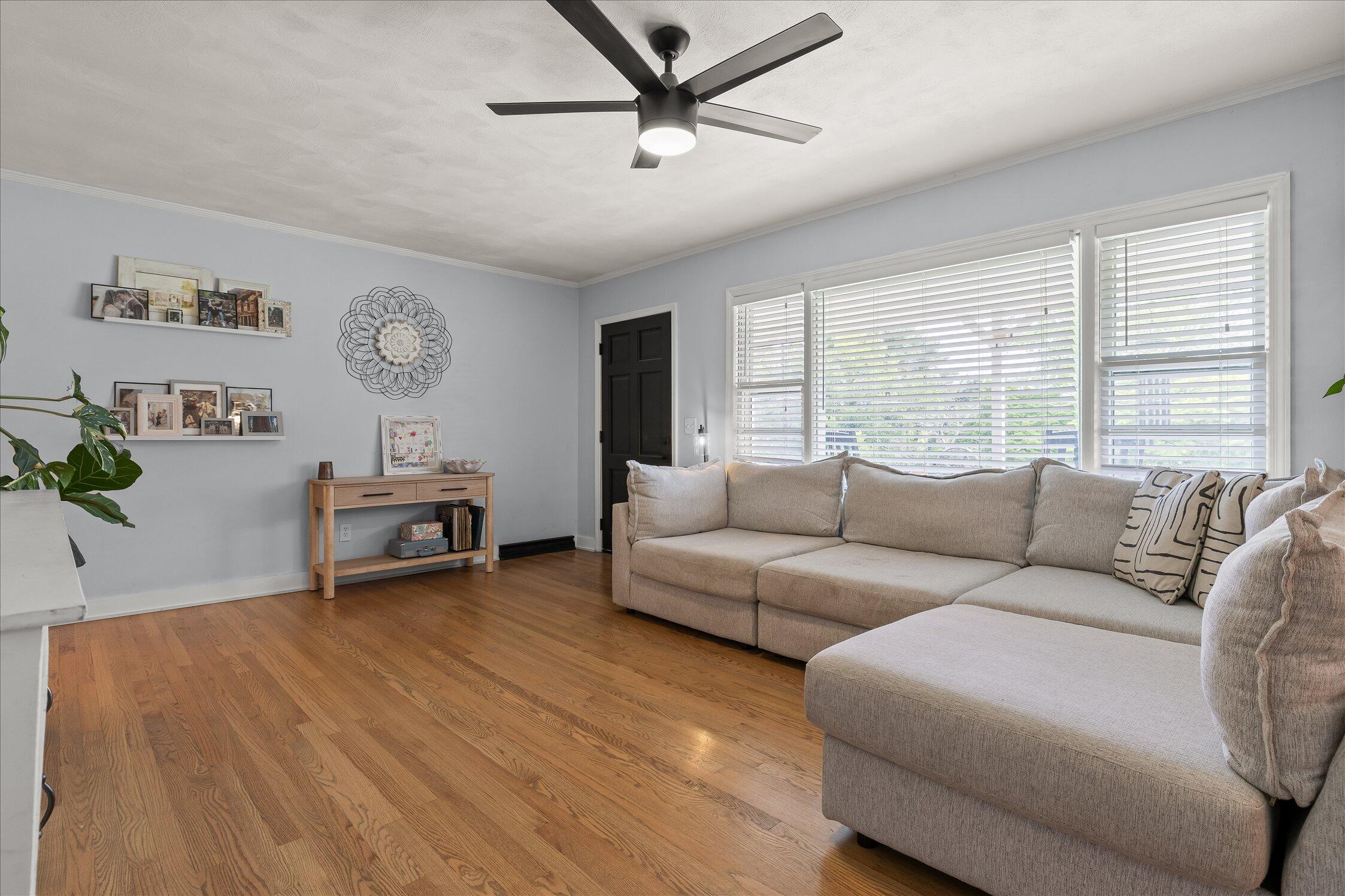 3600 Lake Vista Drive