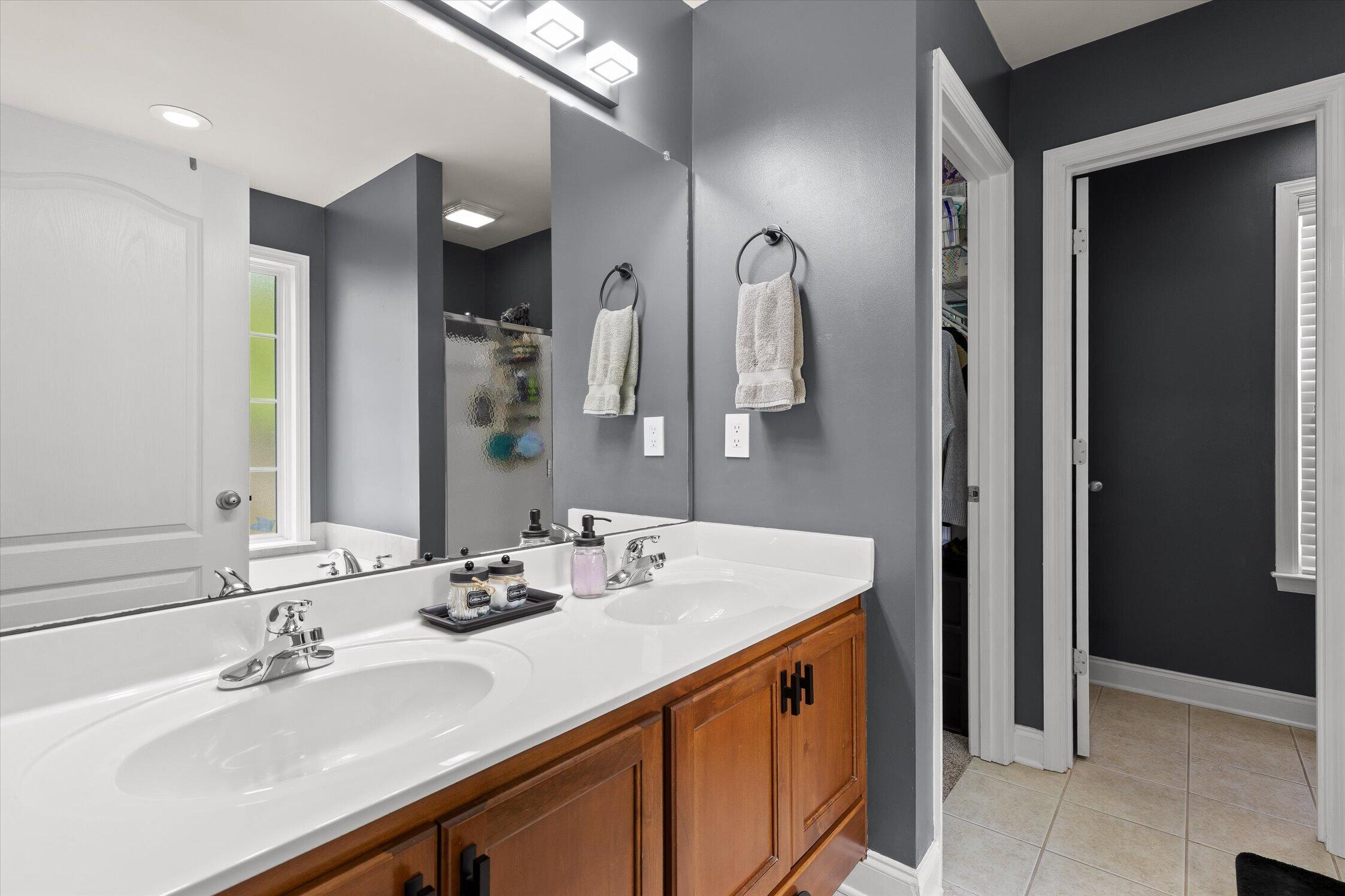 5938 Winnipeg Court