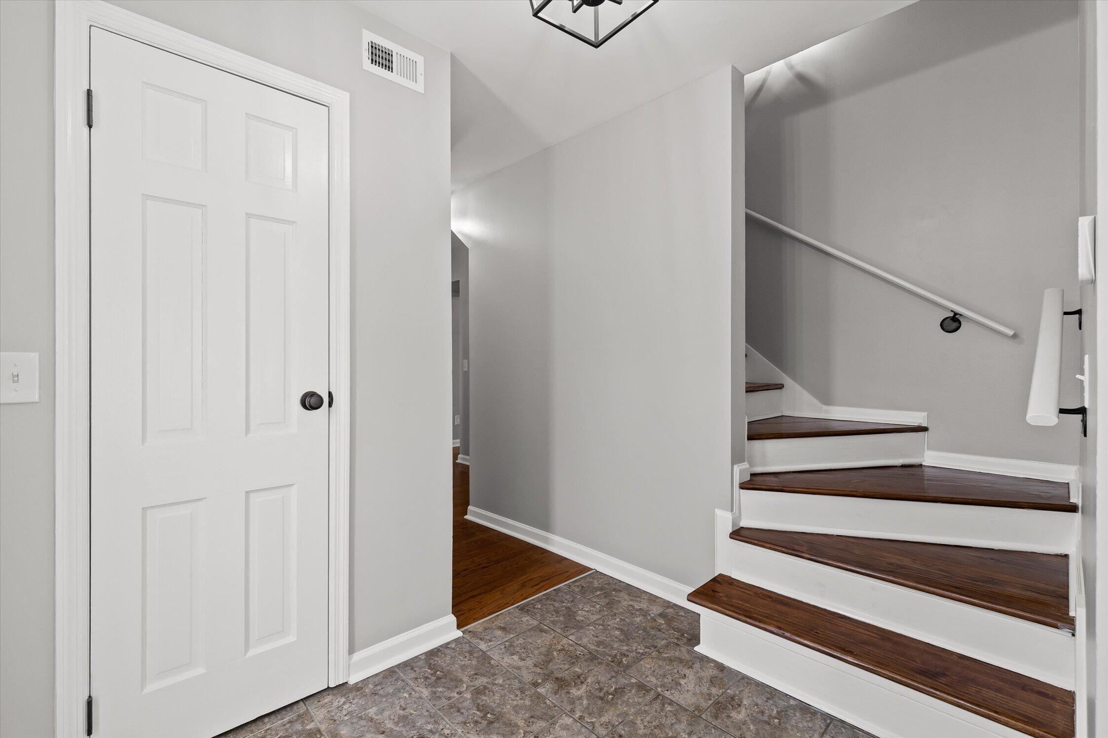 7445 Summertown Court