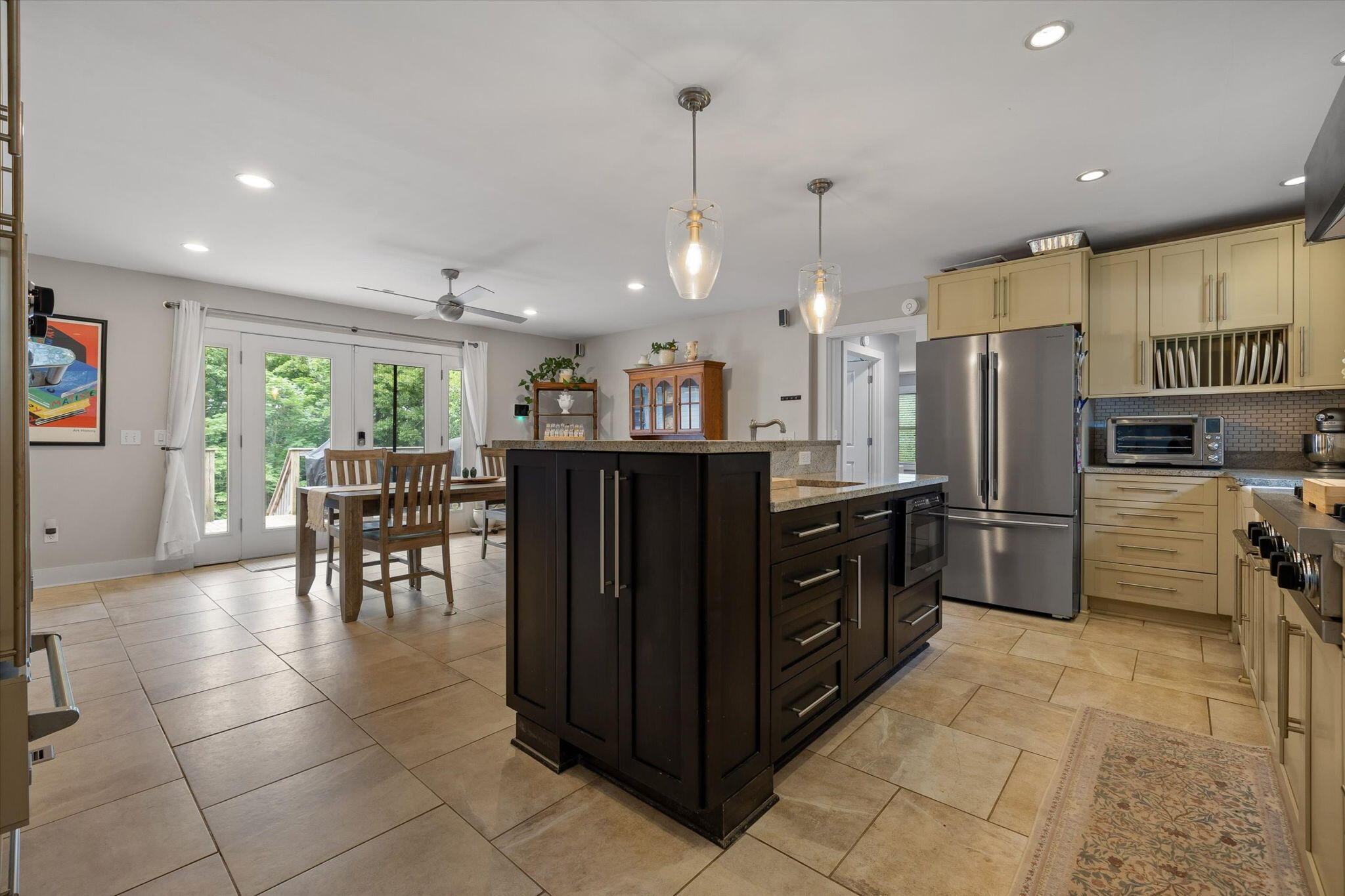 5646 Crestview Drive