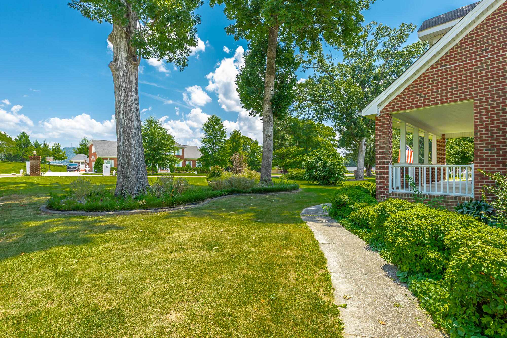 8309 Heron Circle