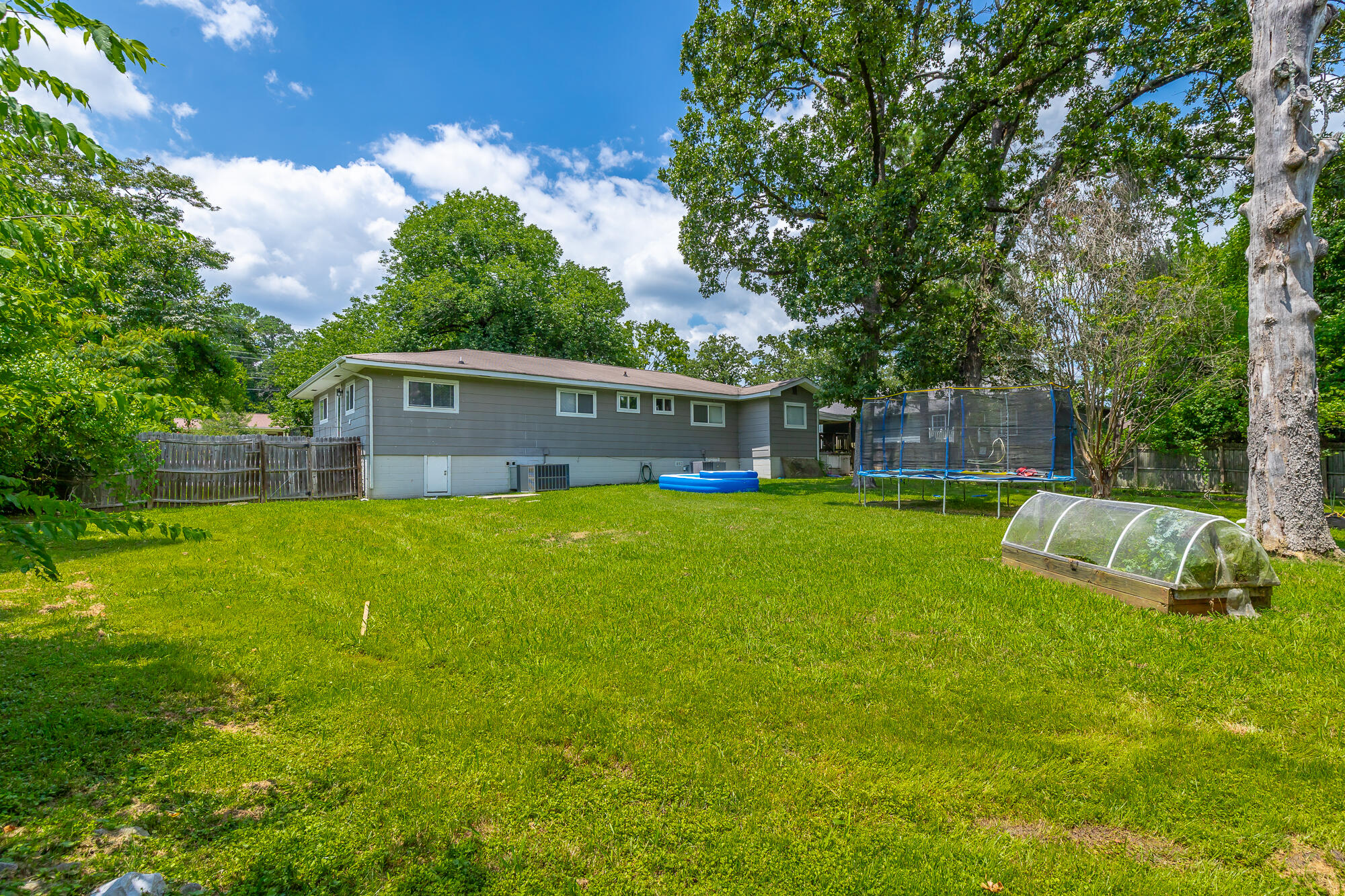 2806 Silverdale Road