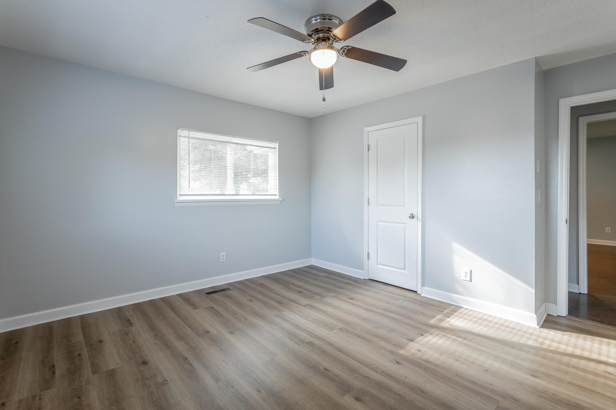 2806 Silverdale Road