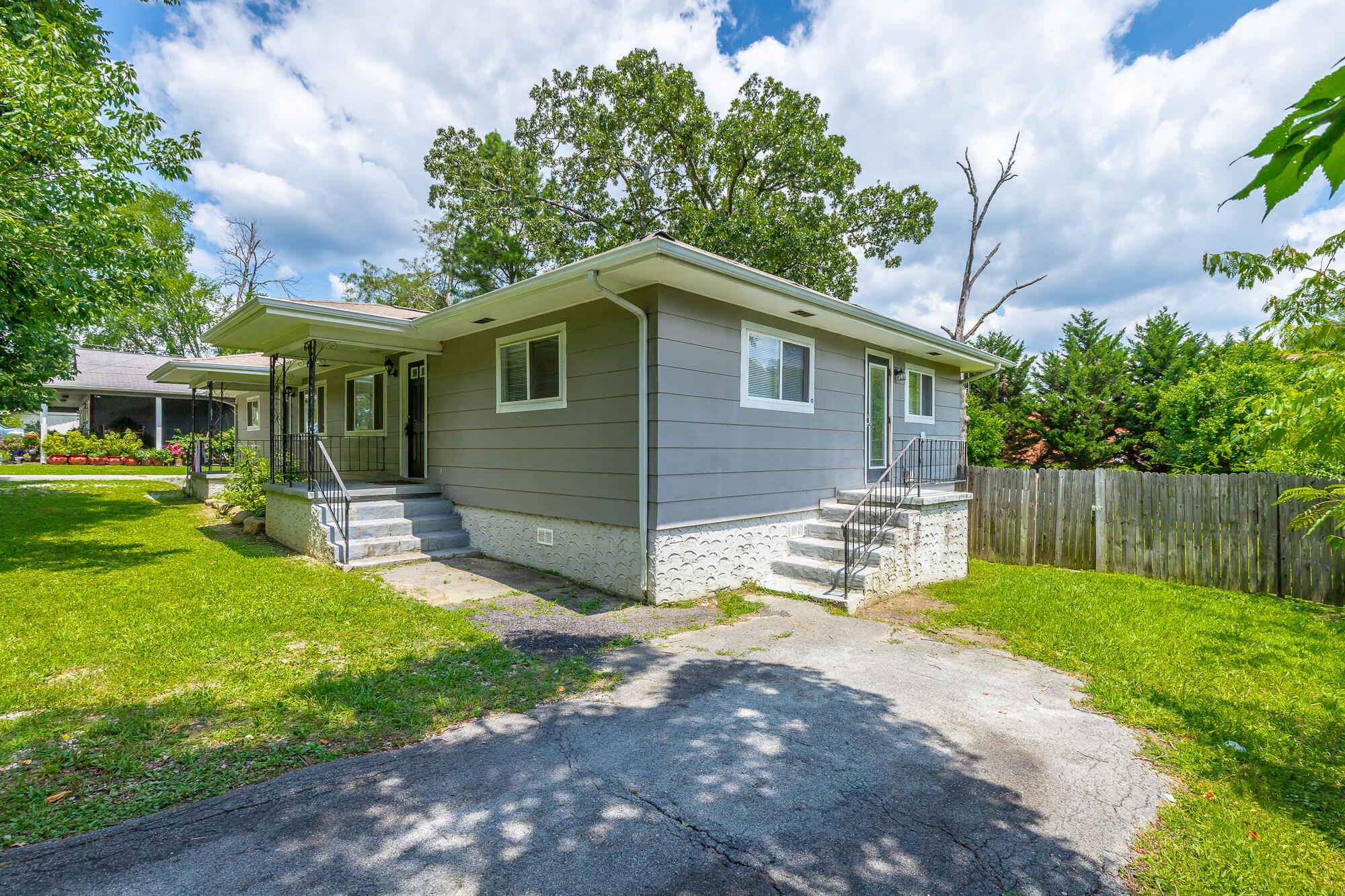 2806 Silverdale Road