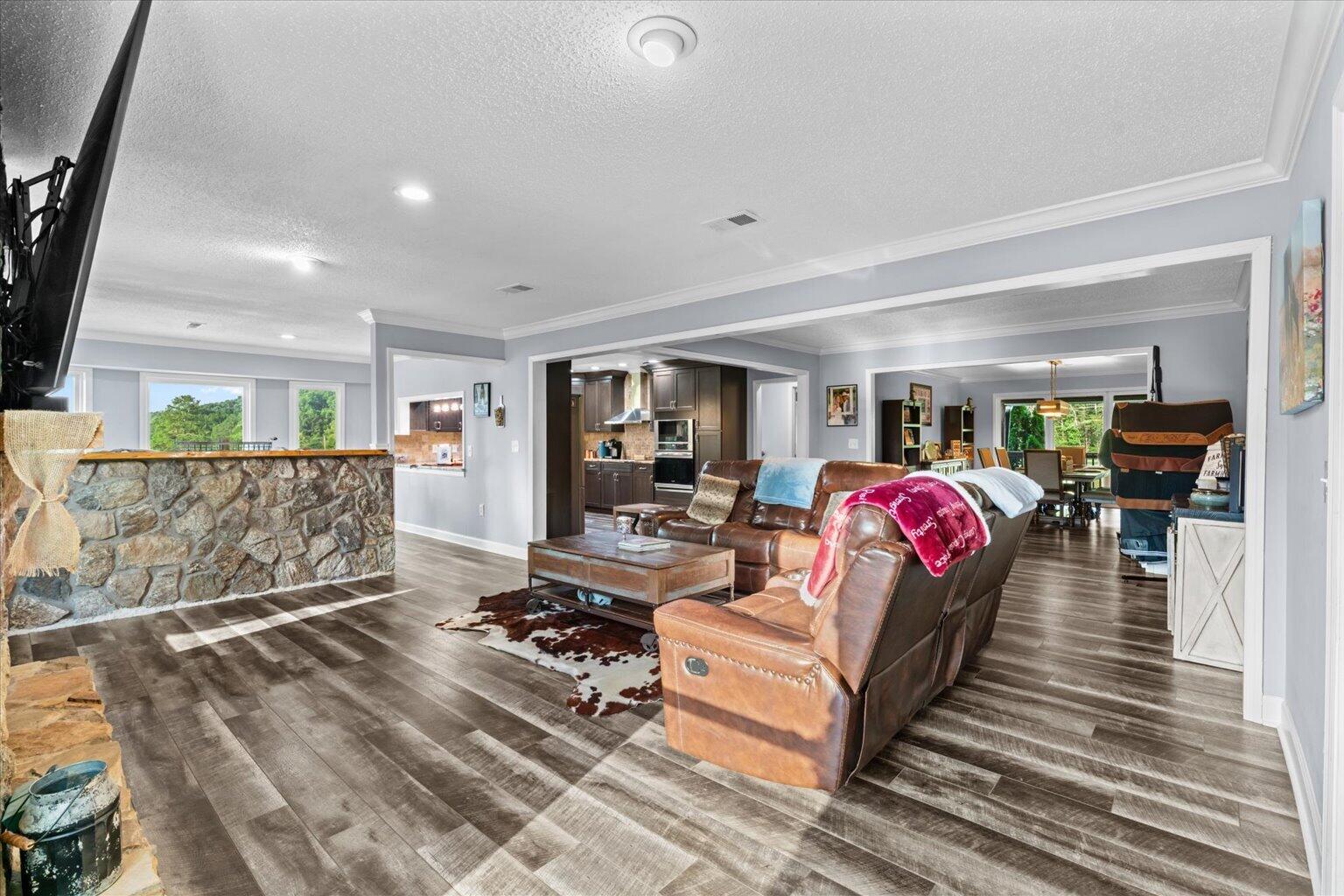5704 Keith Road