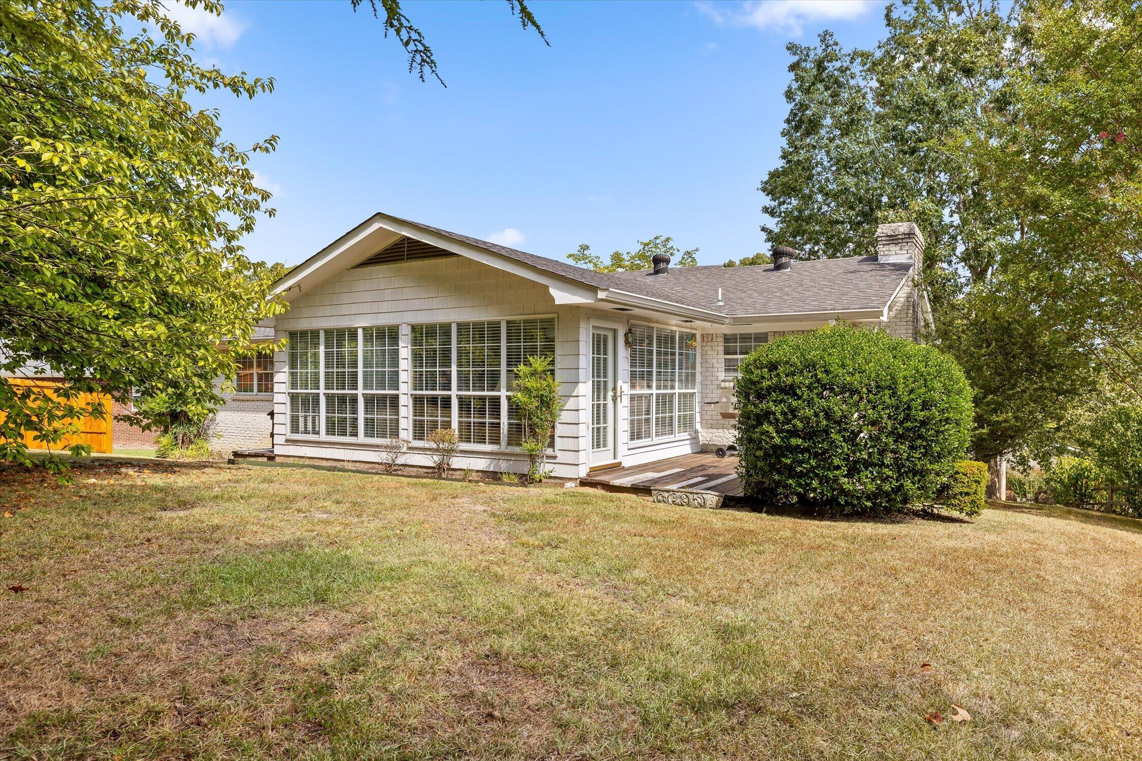 3710 Olmstead Drive