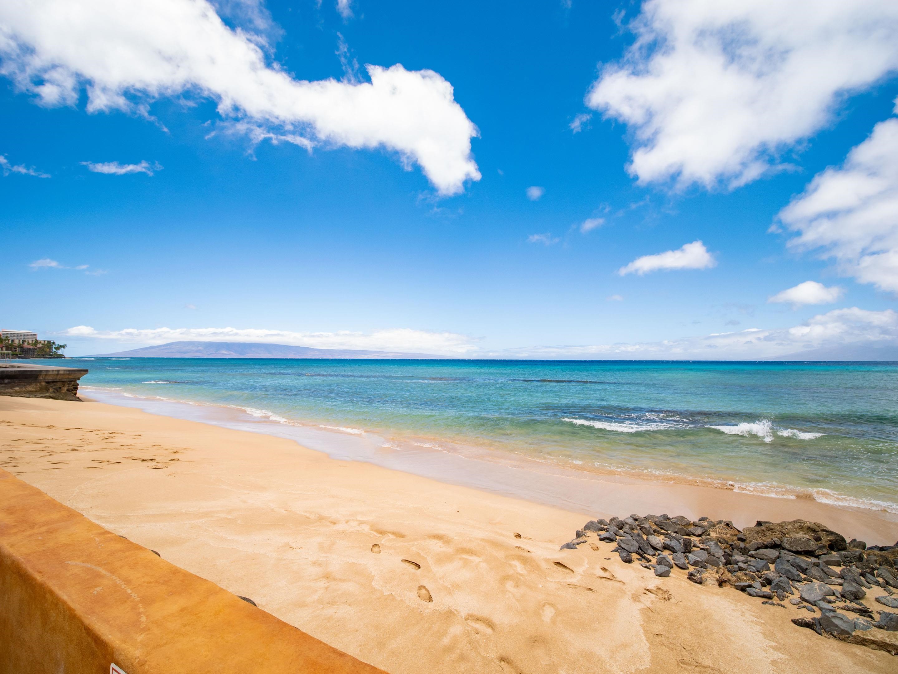 3723 Lower Honoapiilani Rd Unit: 104