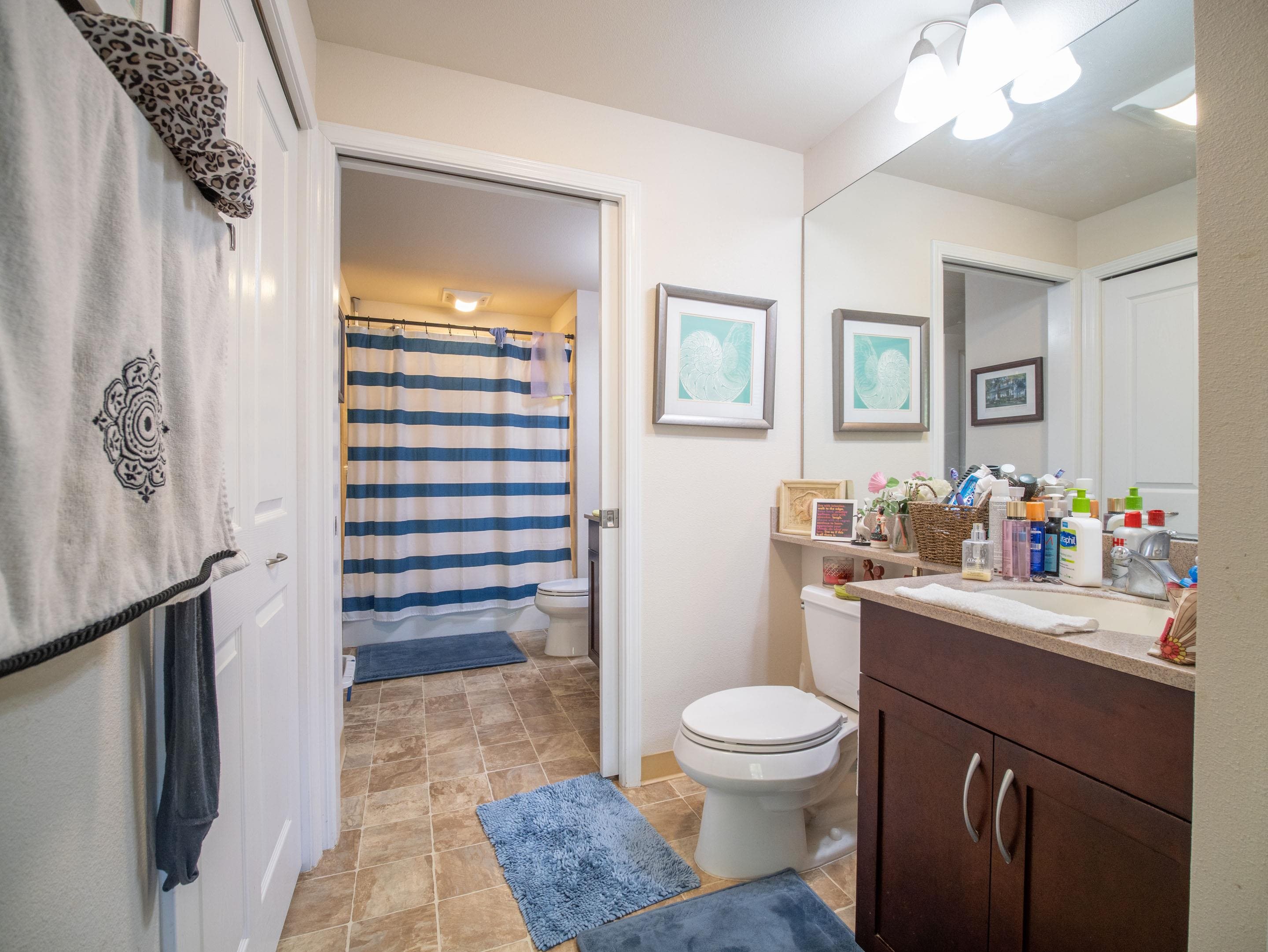 127 Hoowaiwai Loop Unit: 2002