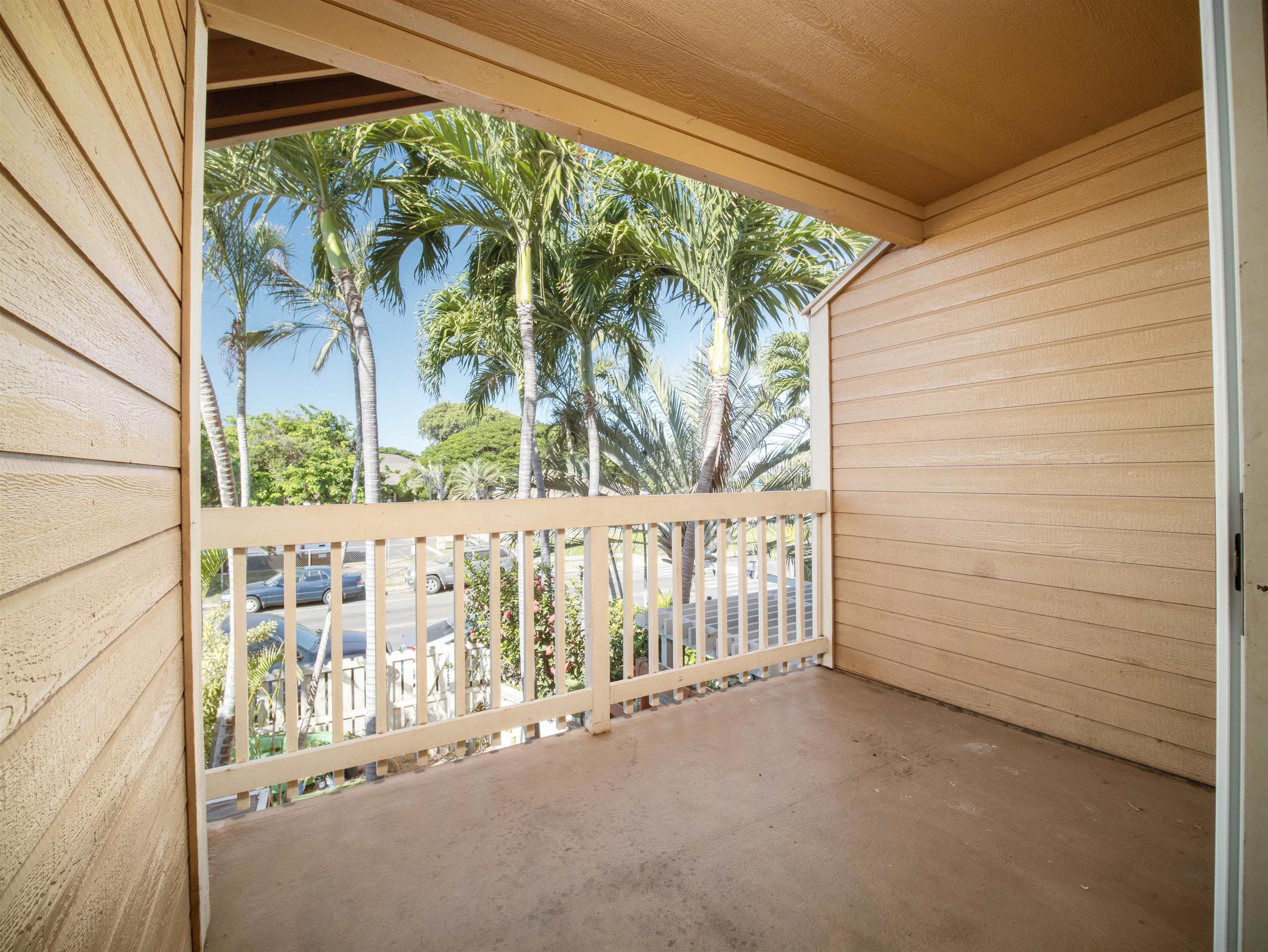 140 Uwapo Rd Unit: 43-204