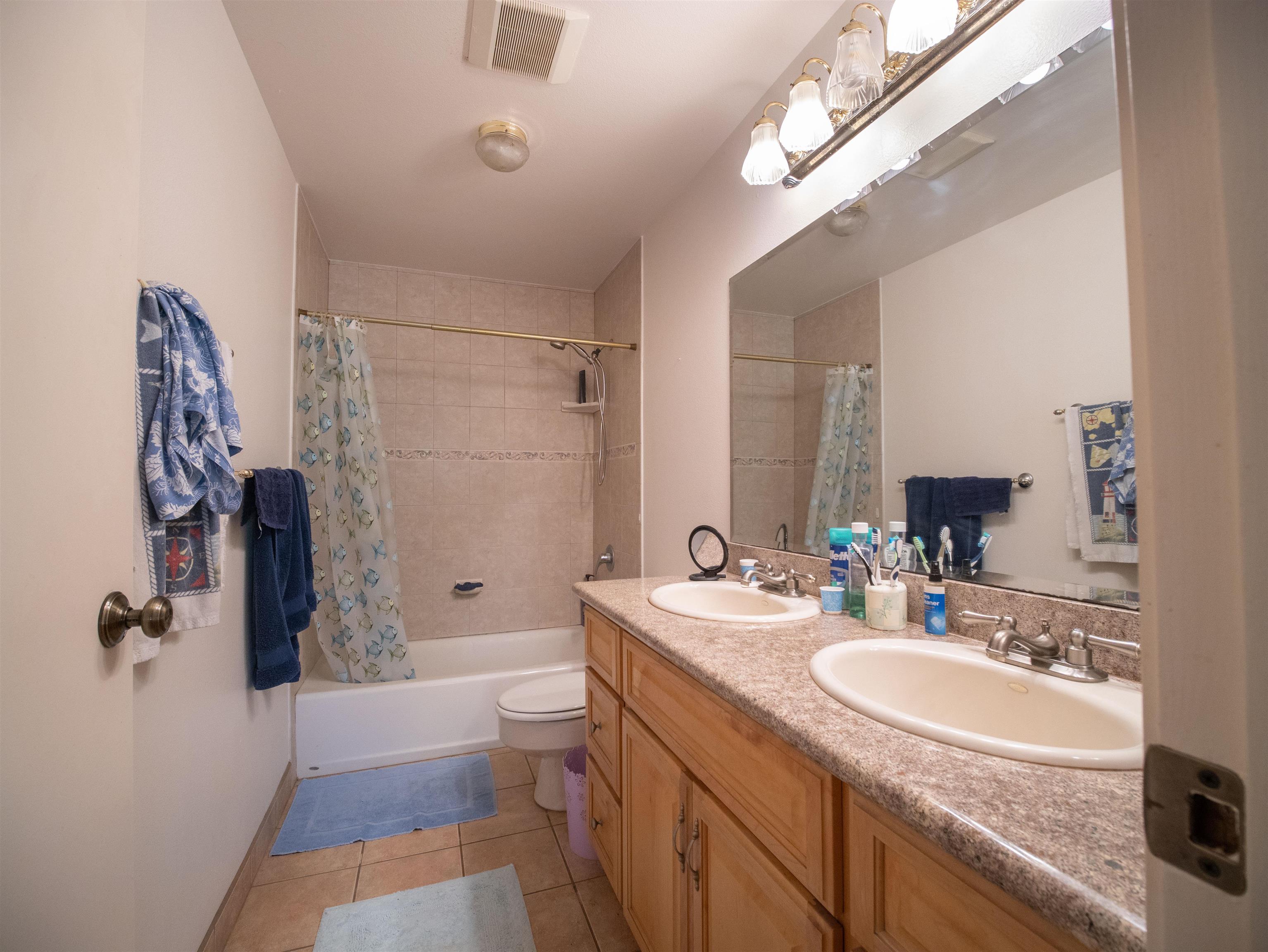 15 Kulanihakoi St Unit: 1H