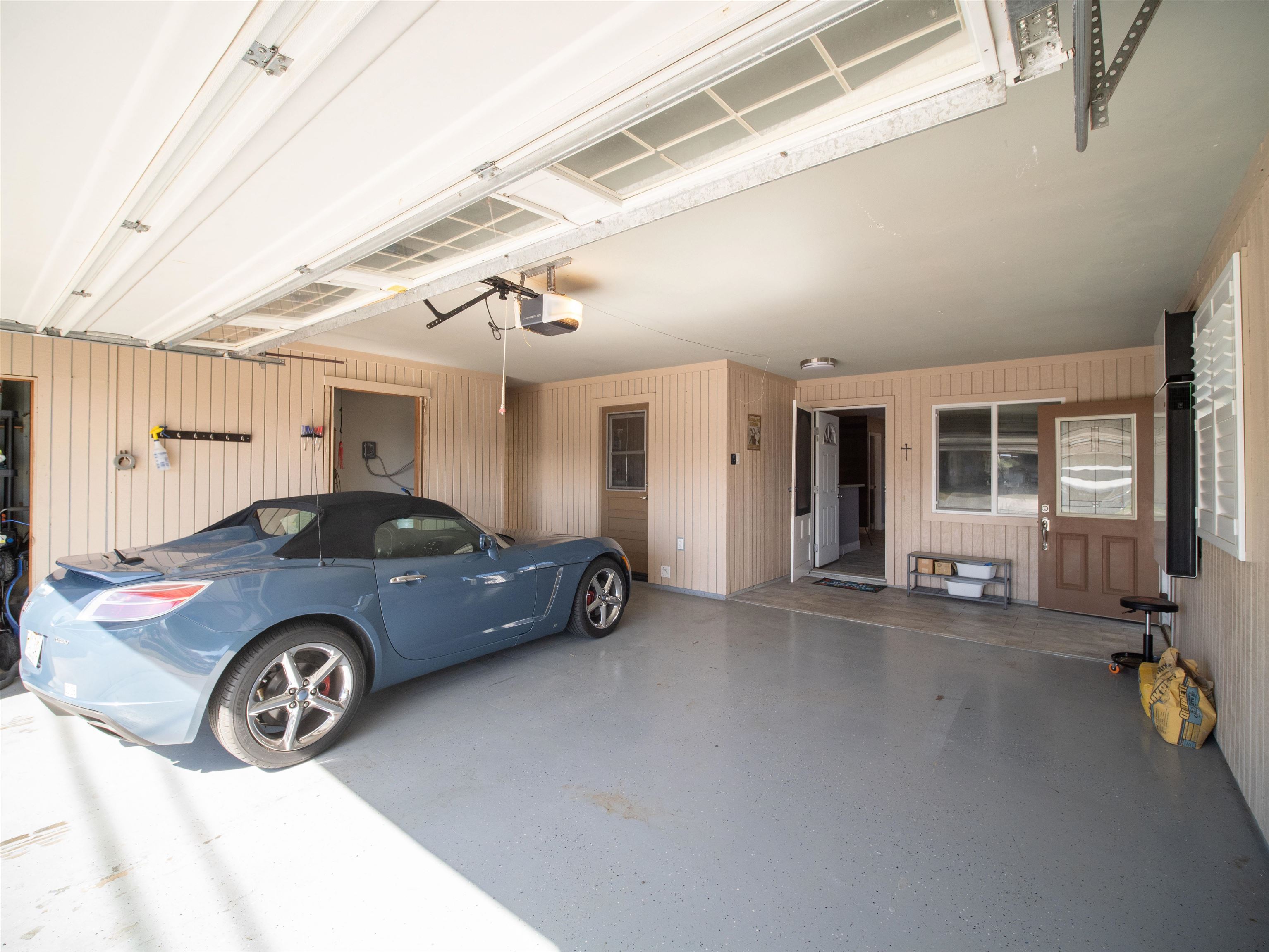 850 Makaala Dr