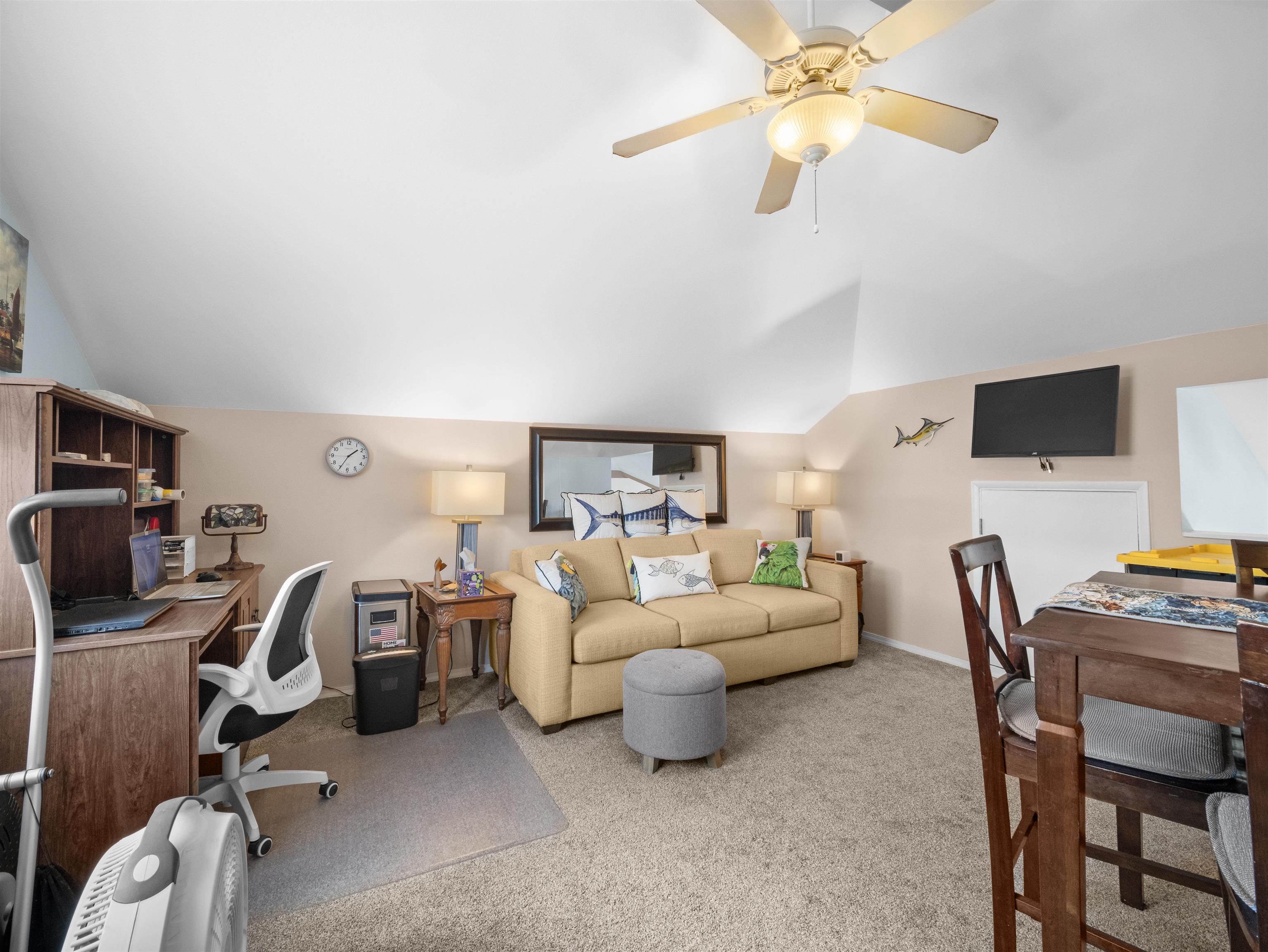 55 Halili Ln Unit: 11E