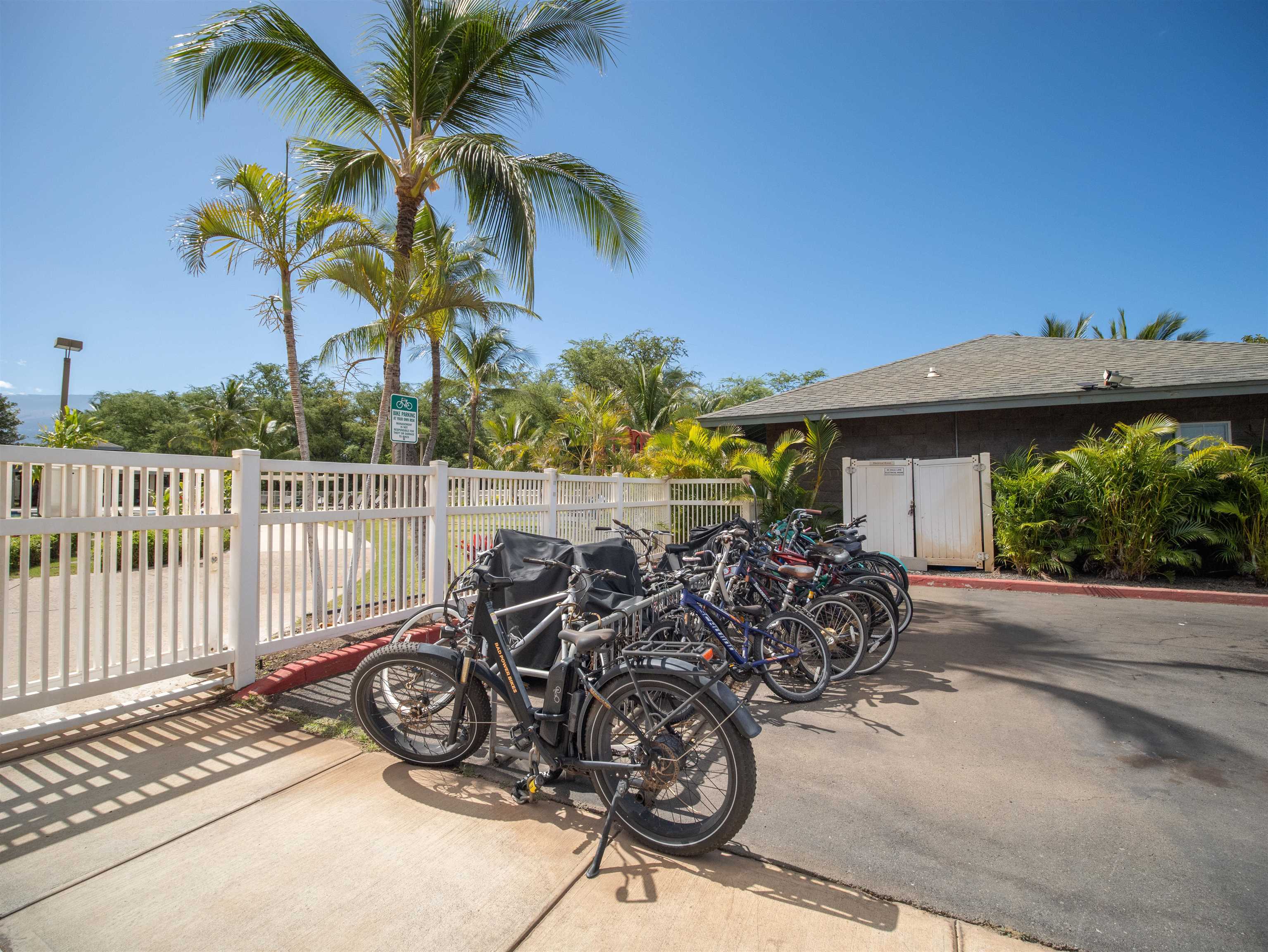 55 Halili Ln Unit: 11E