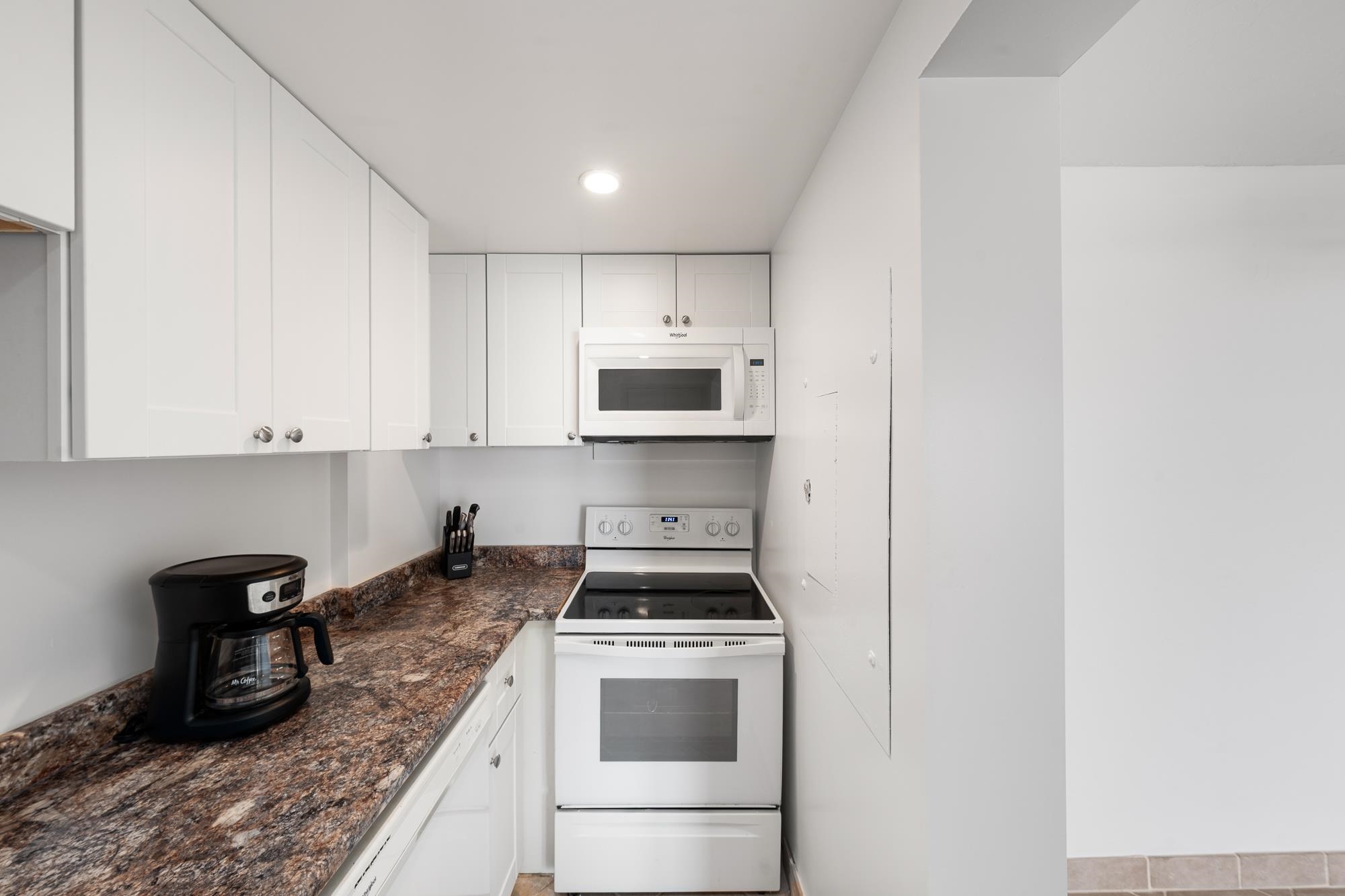 3723 Lower Honoapiilani Rd Unit: 104