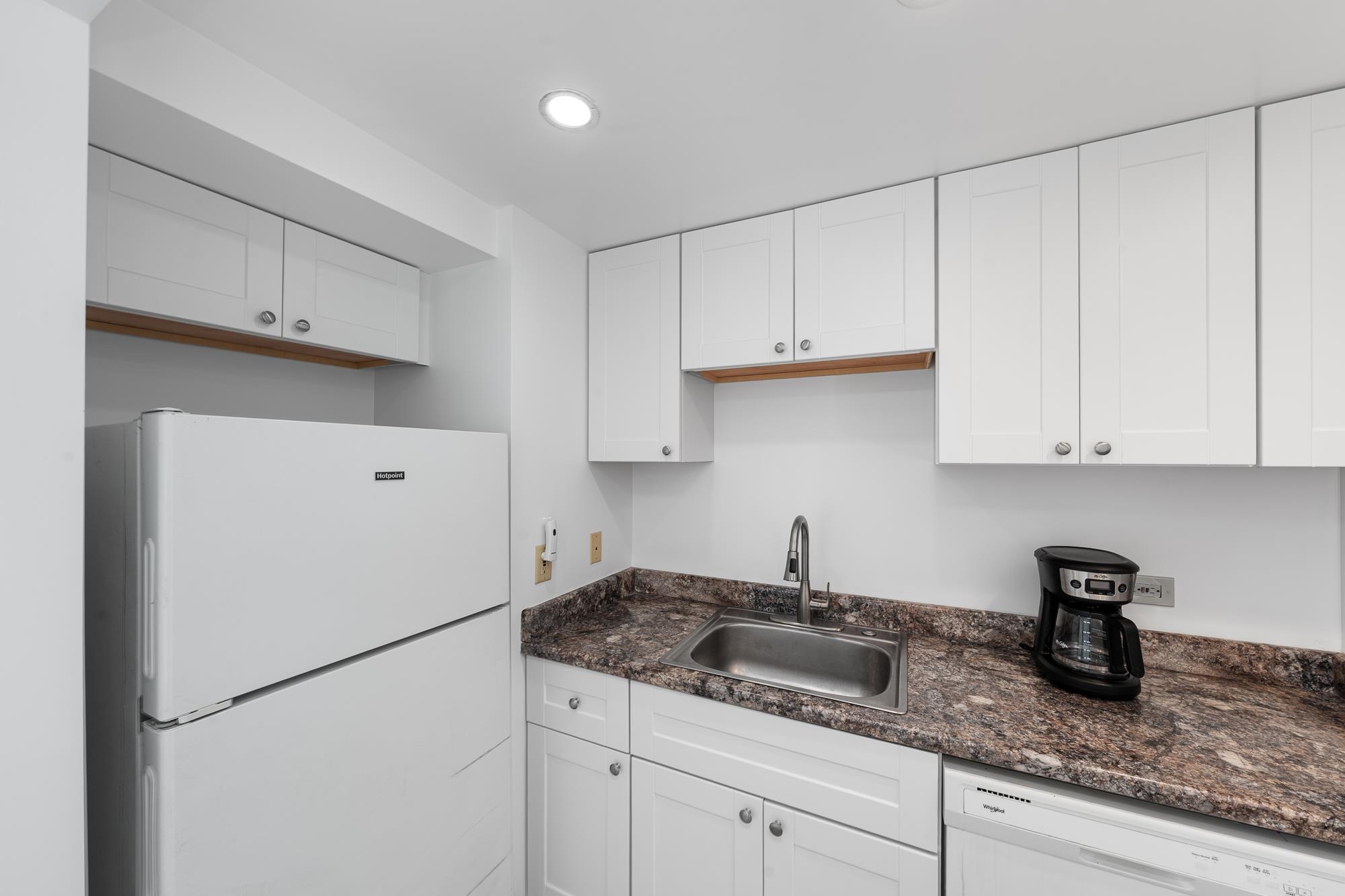 3723 Lower Honoapiilani Rd Unit: 104