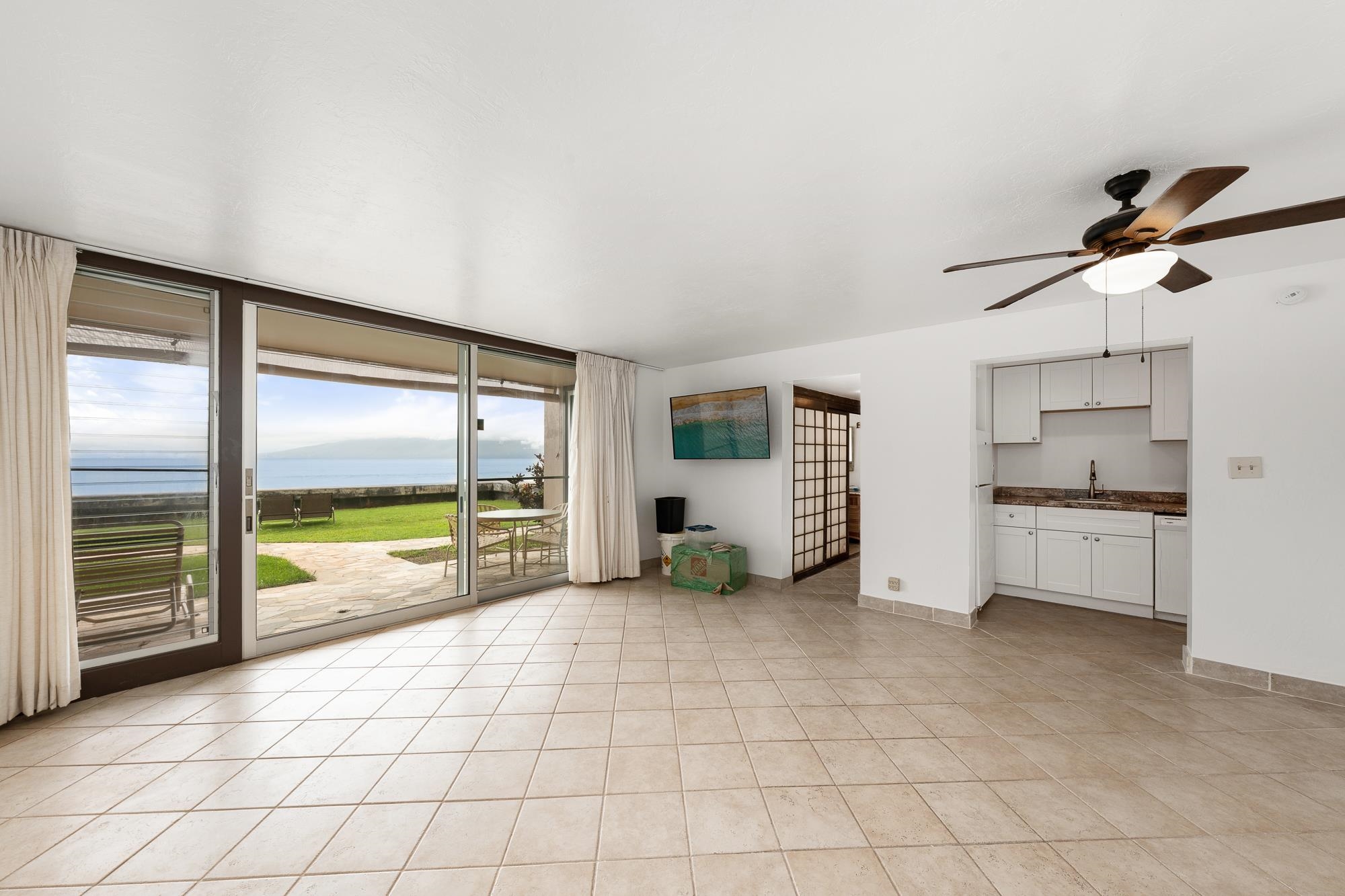 3723 Lower Honoapiilani Rd Unit: 104