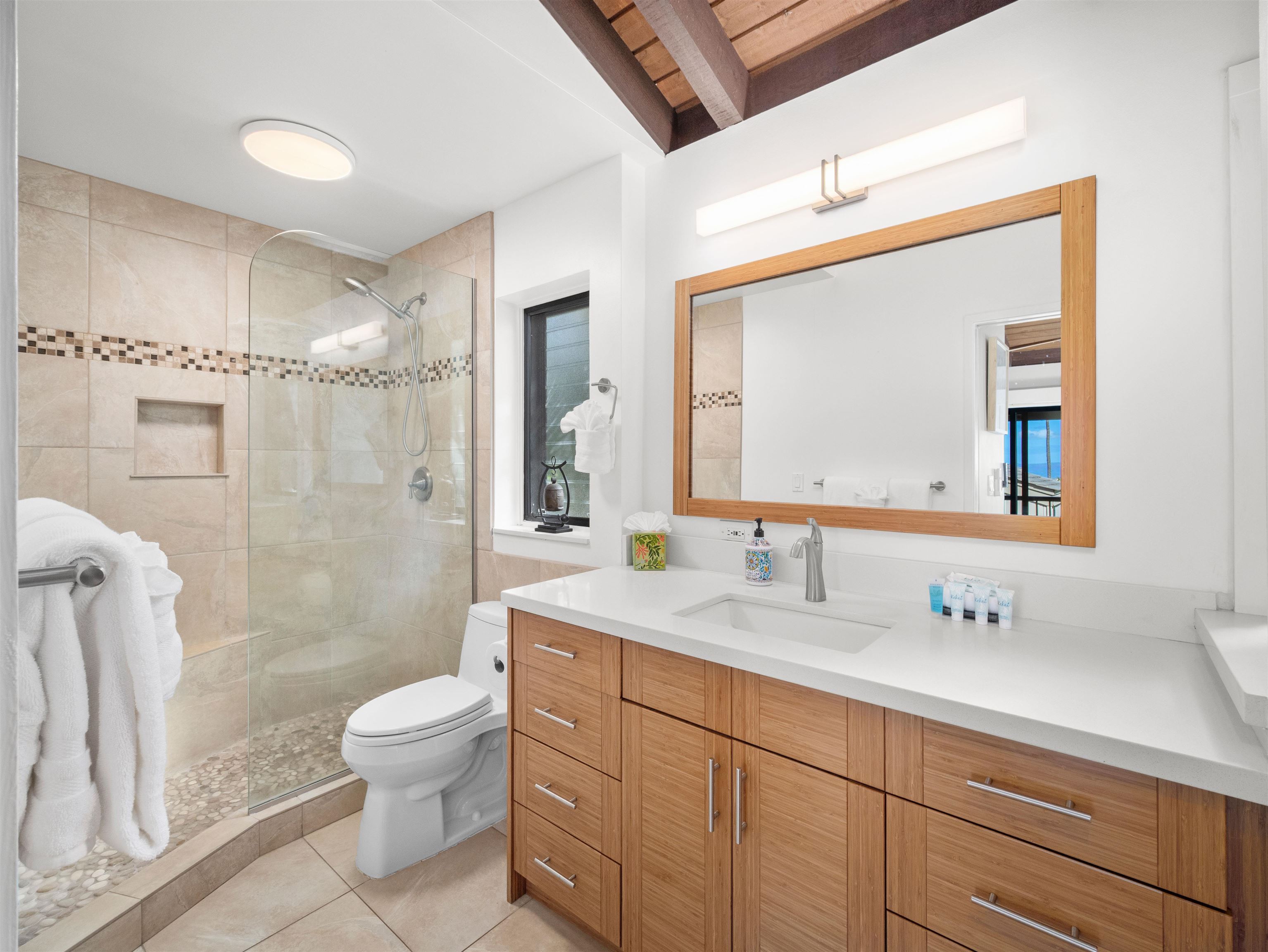 10 WAILEA EKOLU Pl Unit: 1204