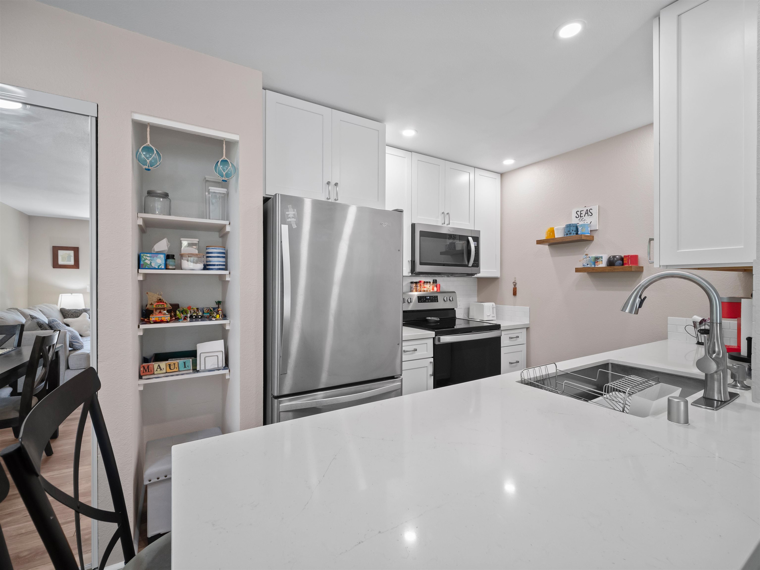 140 UWAPO Rd Unit: 23-205