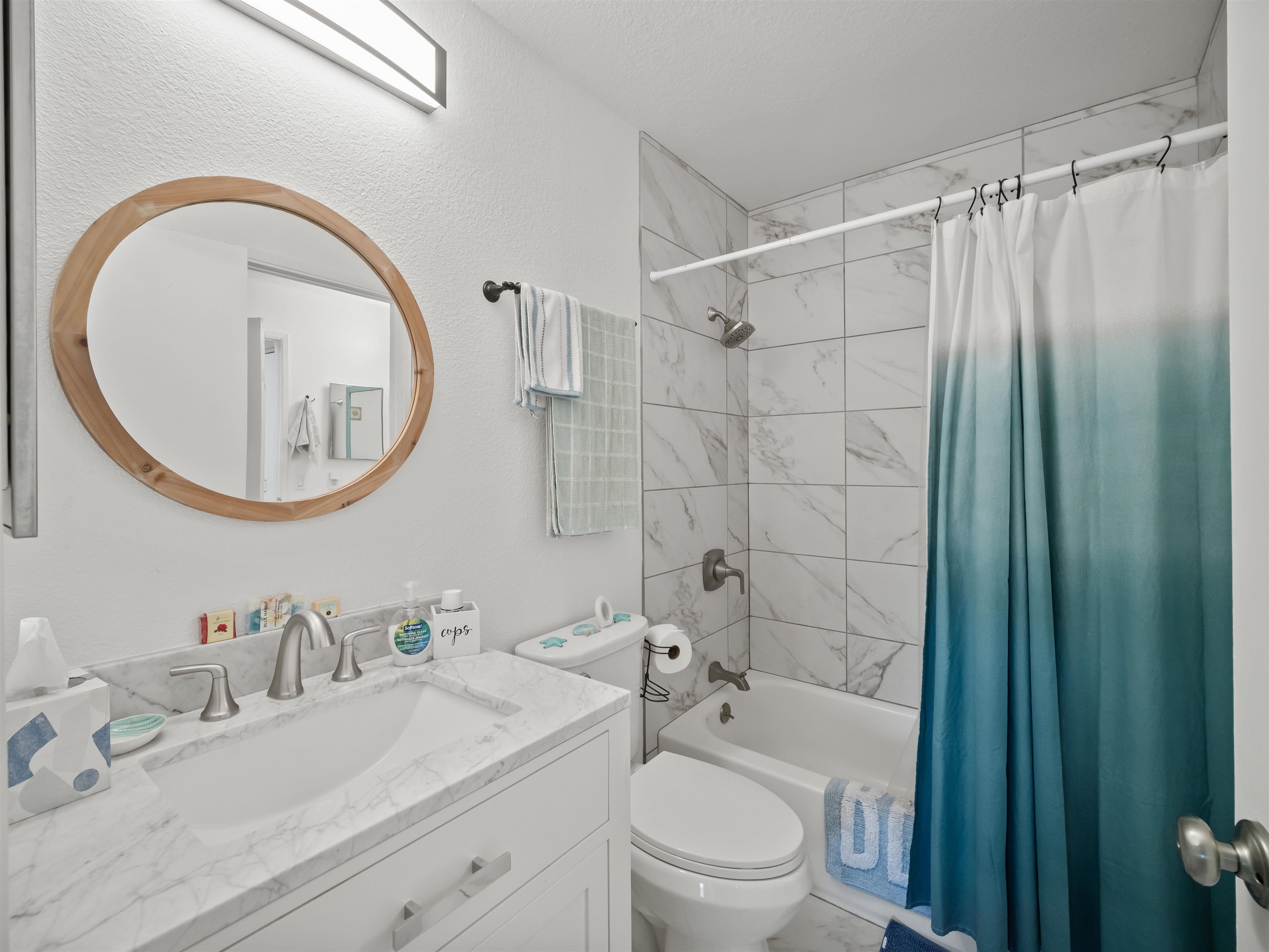 140 UWAPO Rd Unit: 23-205