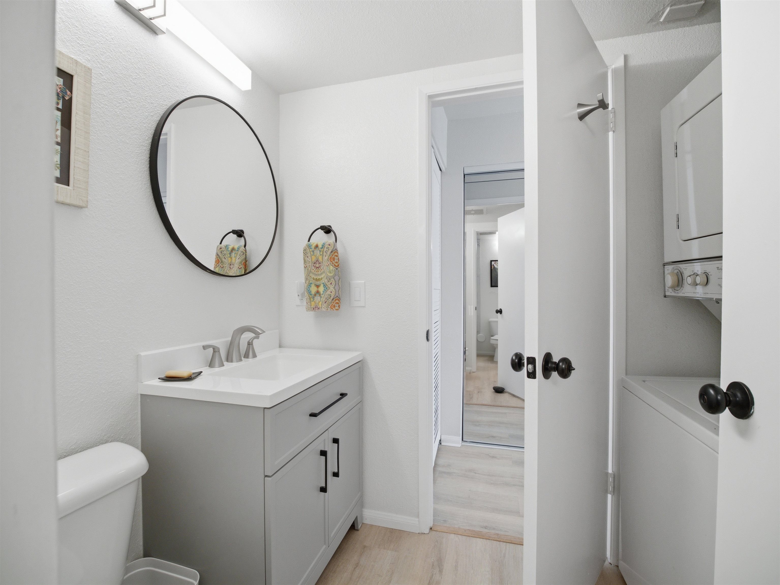 160 KEONEKAI Rd Unit: 2101