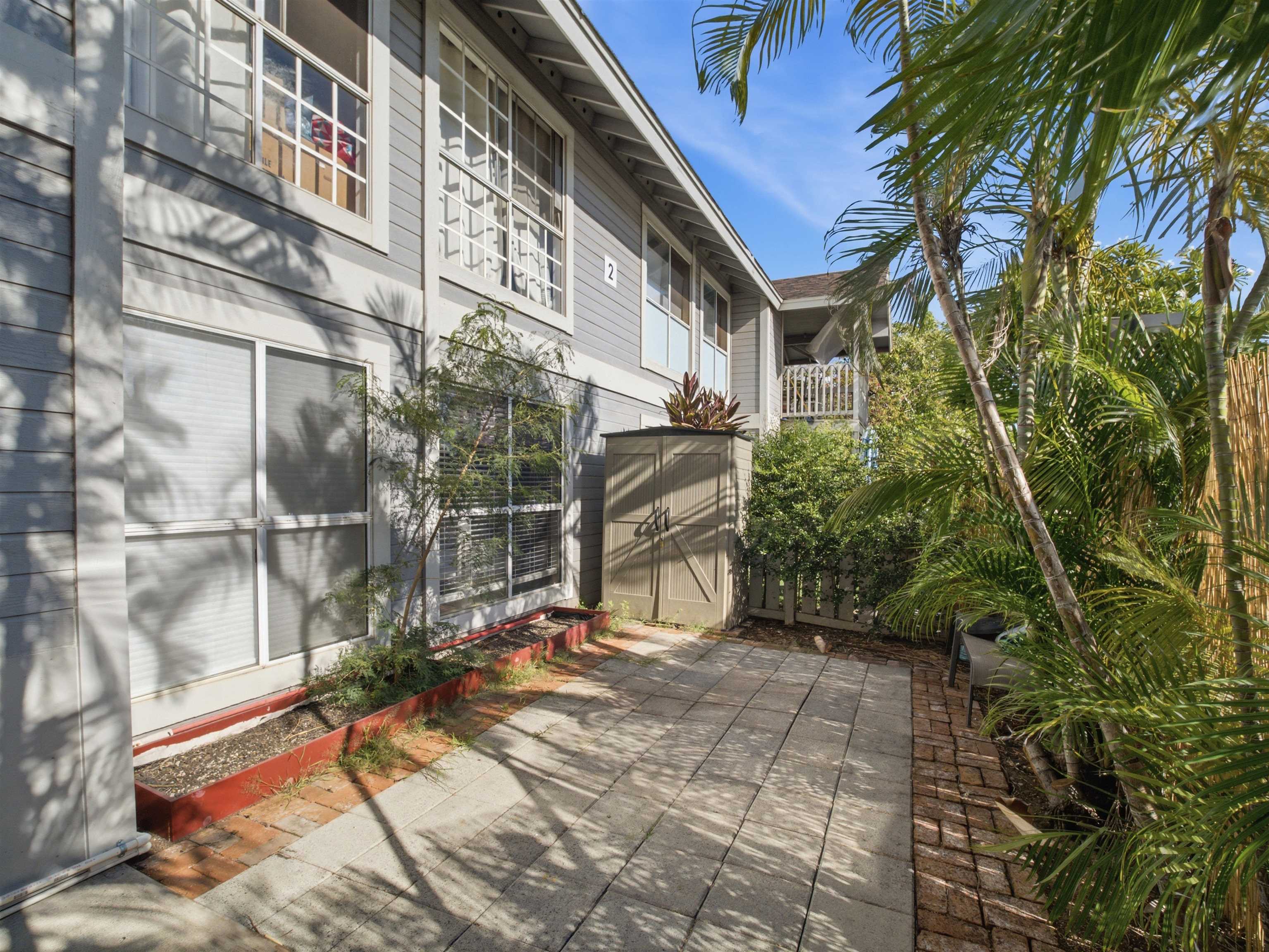160 KEONEKAI Rd Unit: 2101