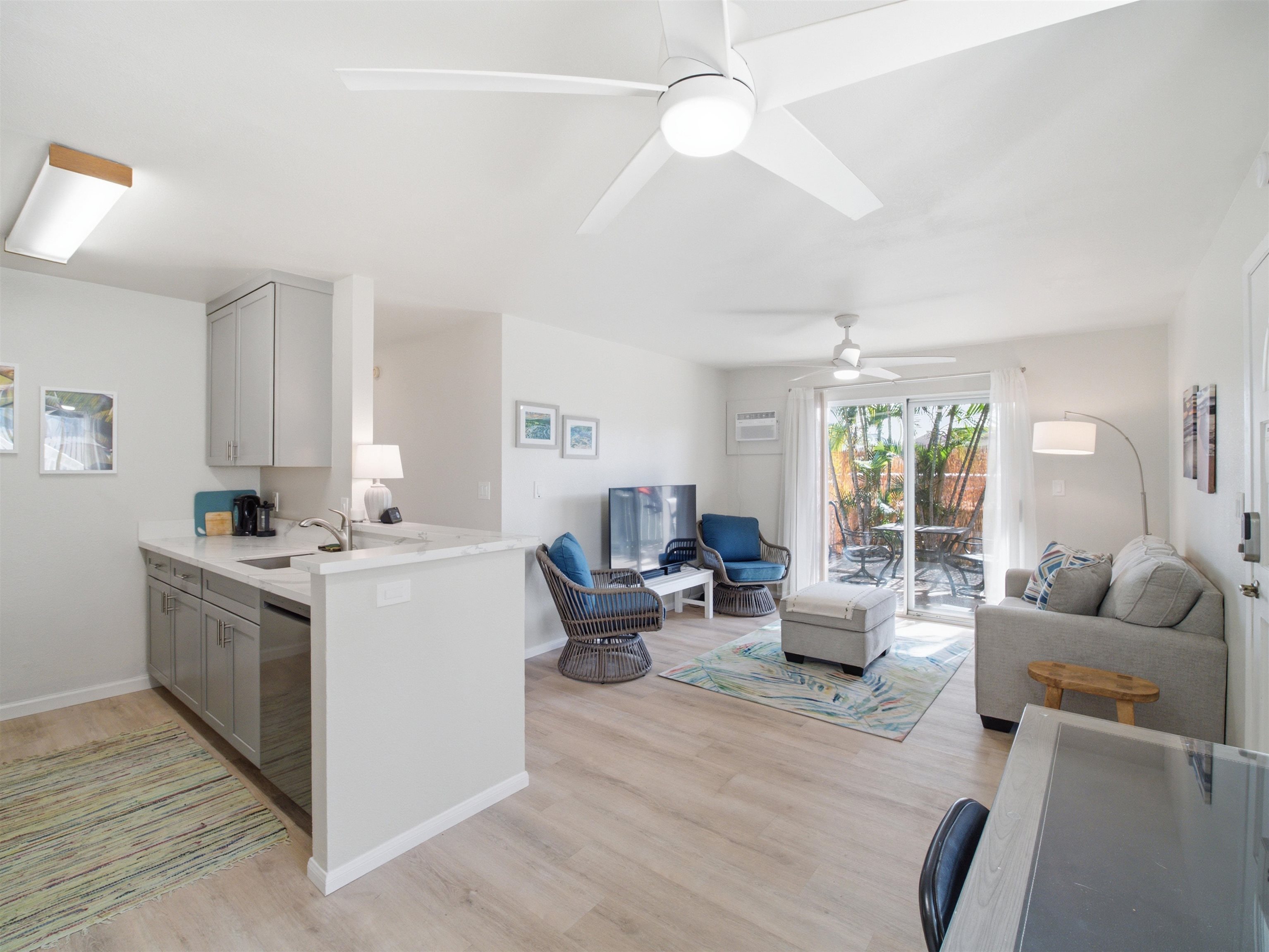 160 KEONEKAI Rd Unit: 2101
