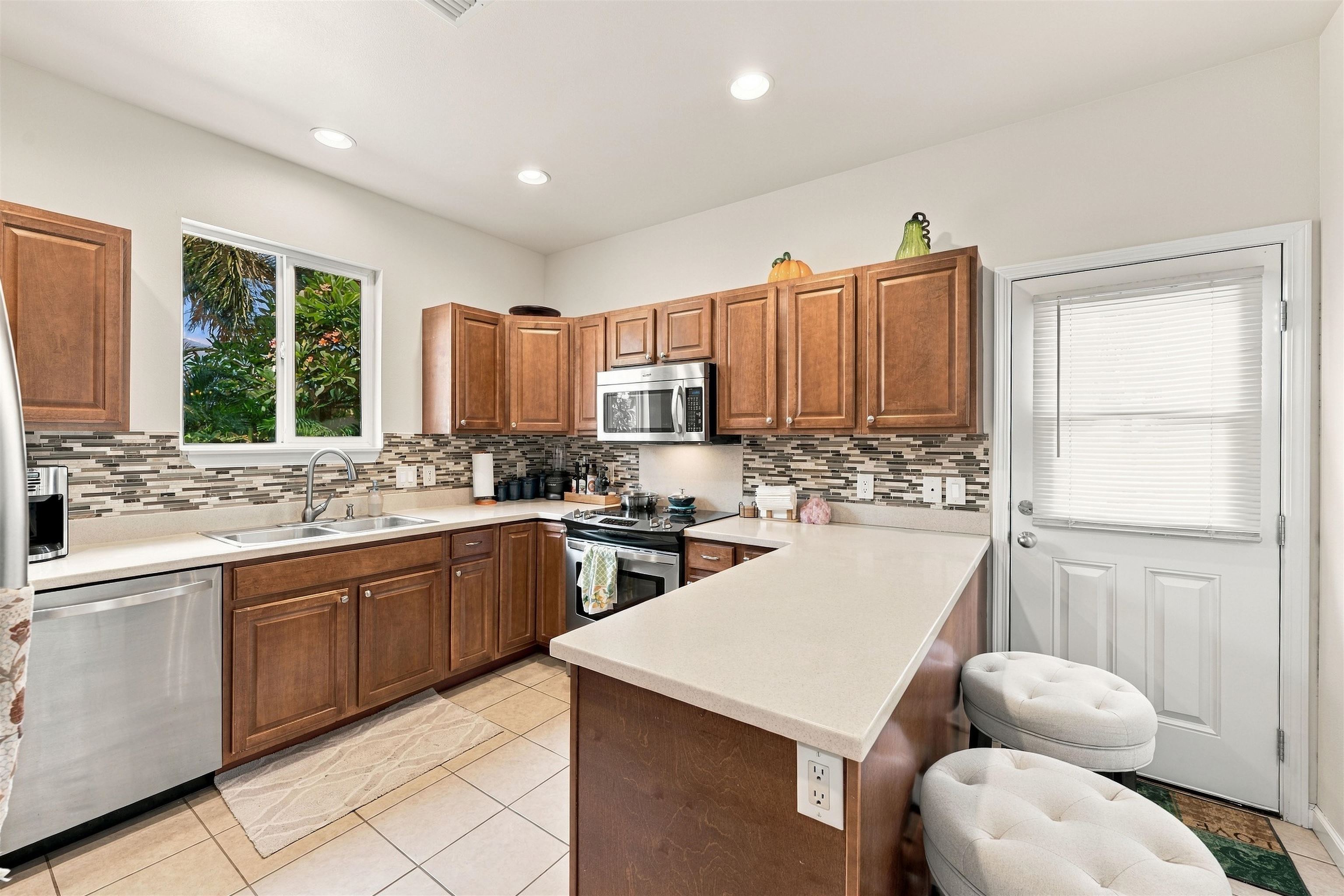 129 Oluea Cir