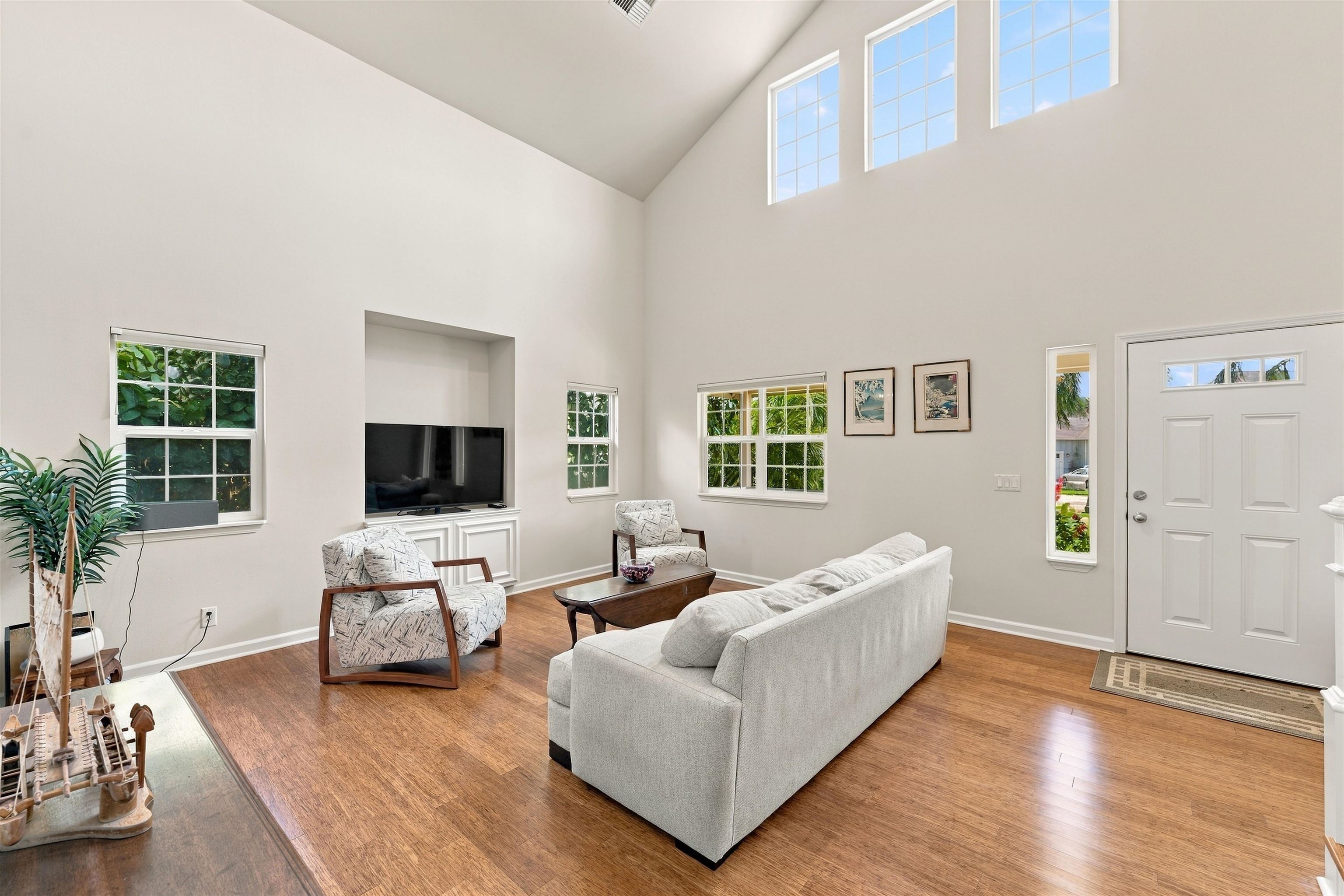 129 Oluea Cir