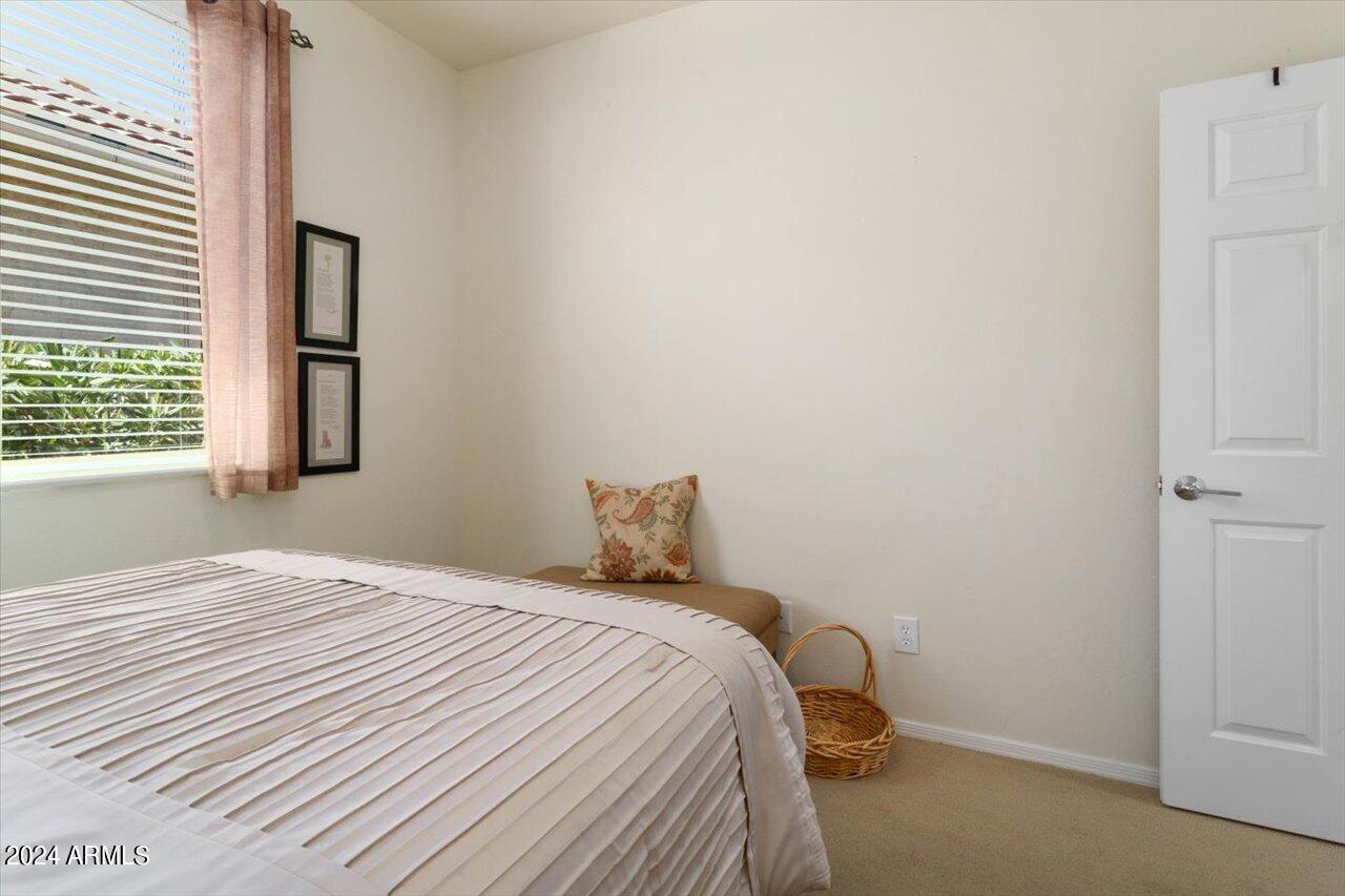 26174 W VIA DEL SOL Drive