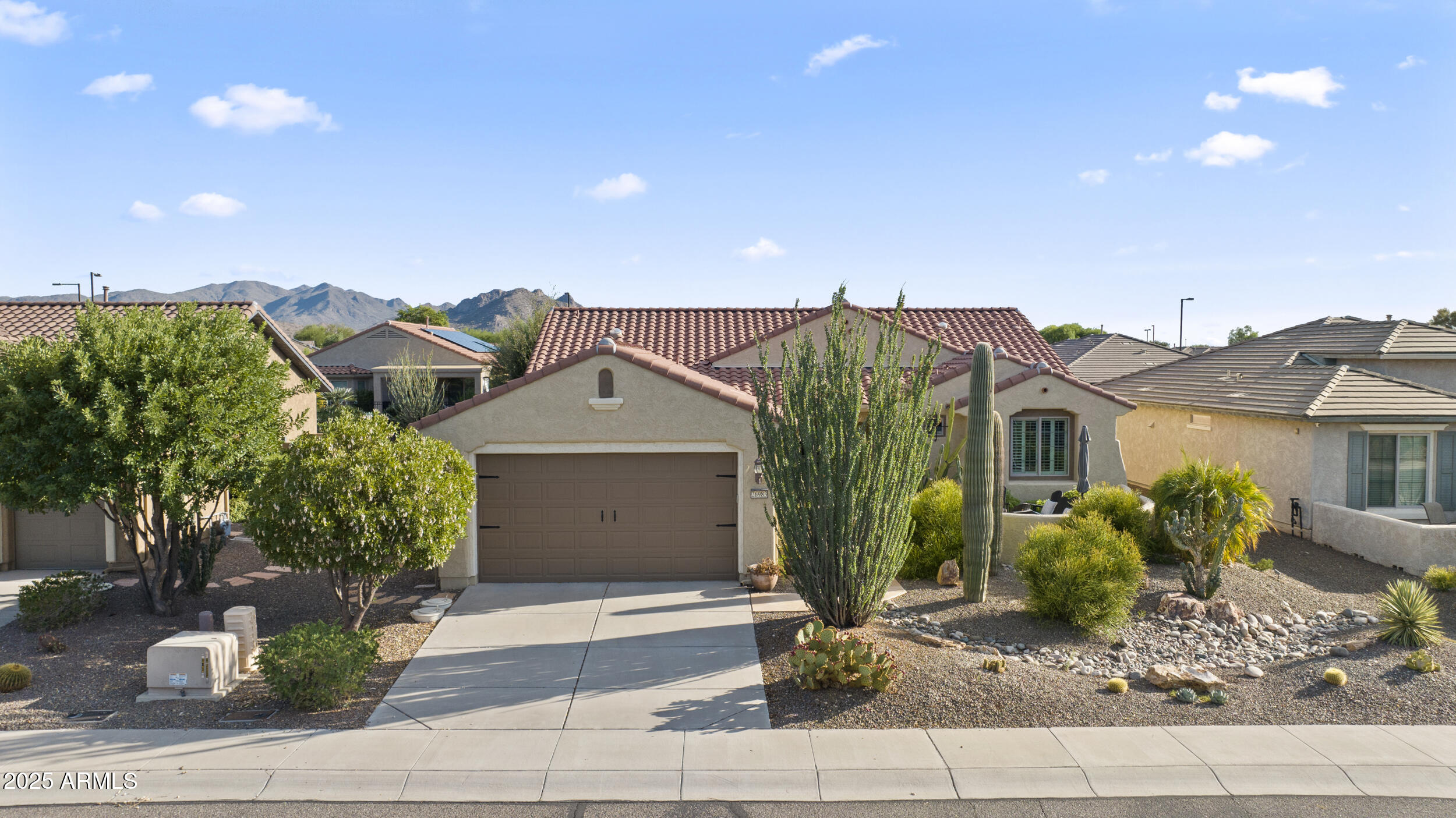 26983 W RUNION Drive
