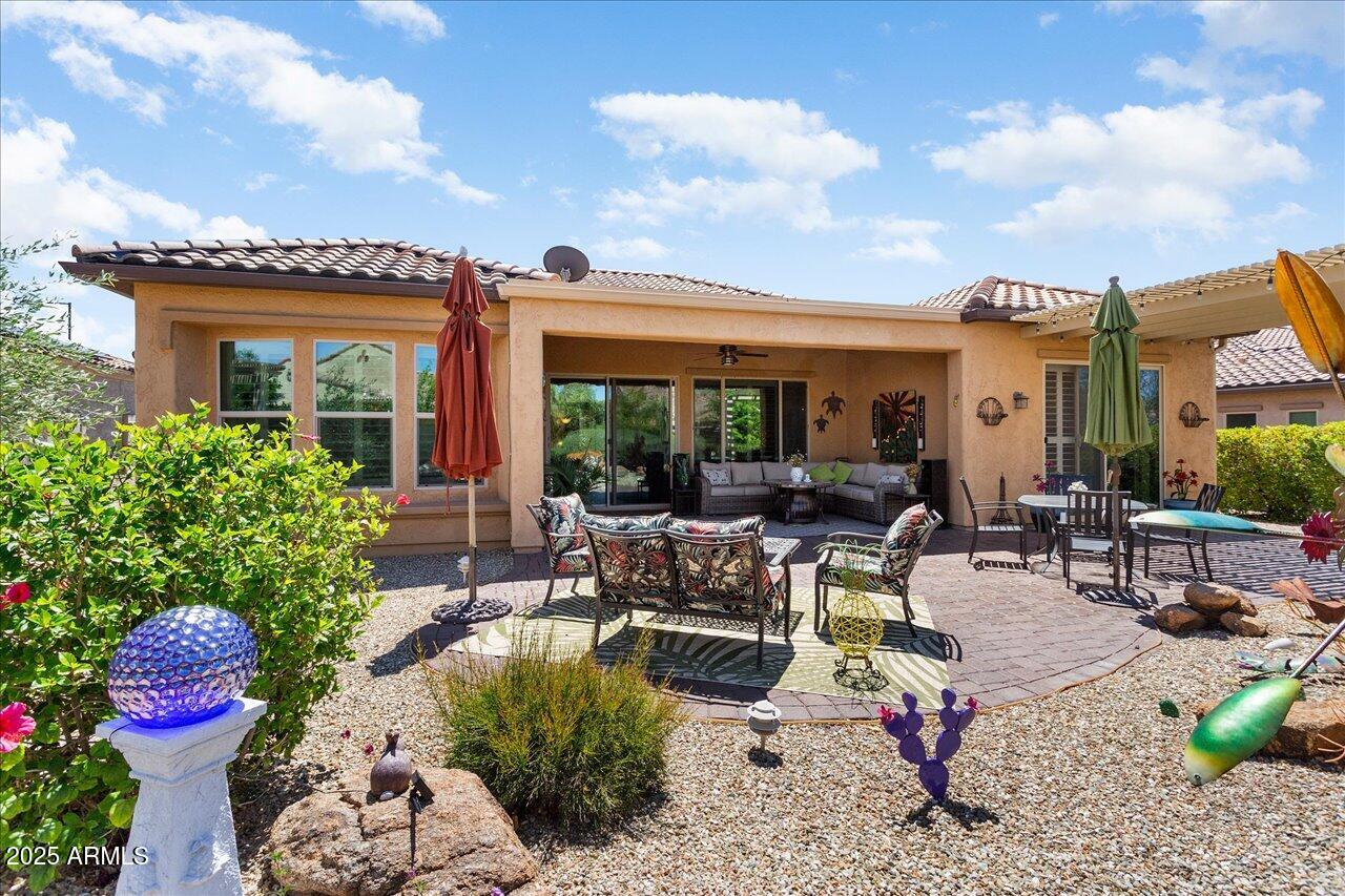27052 W ORAIBI Drive