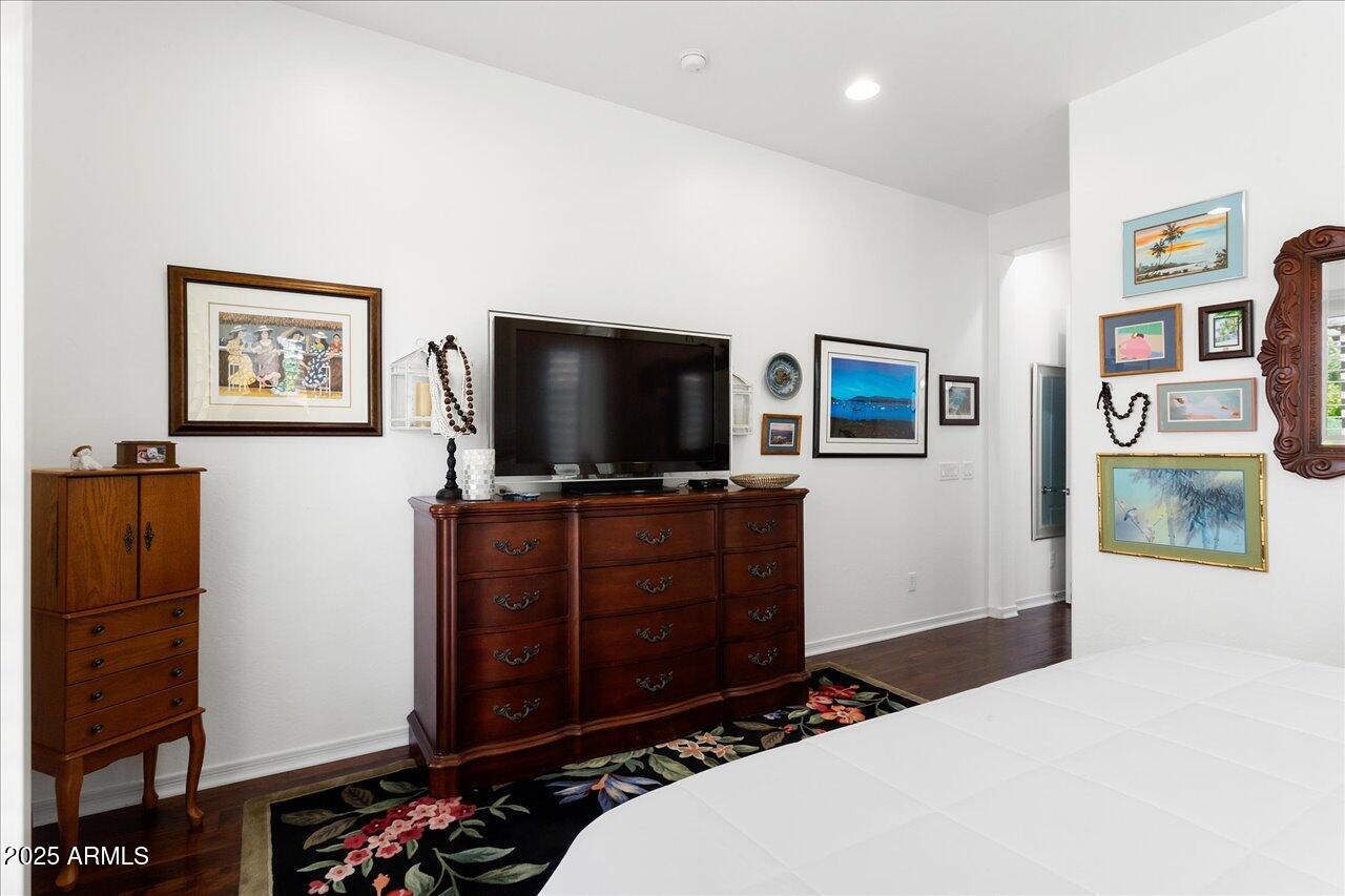 27052 W ORAIBI Drive