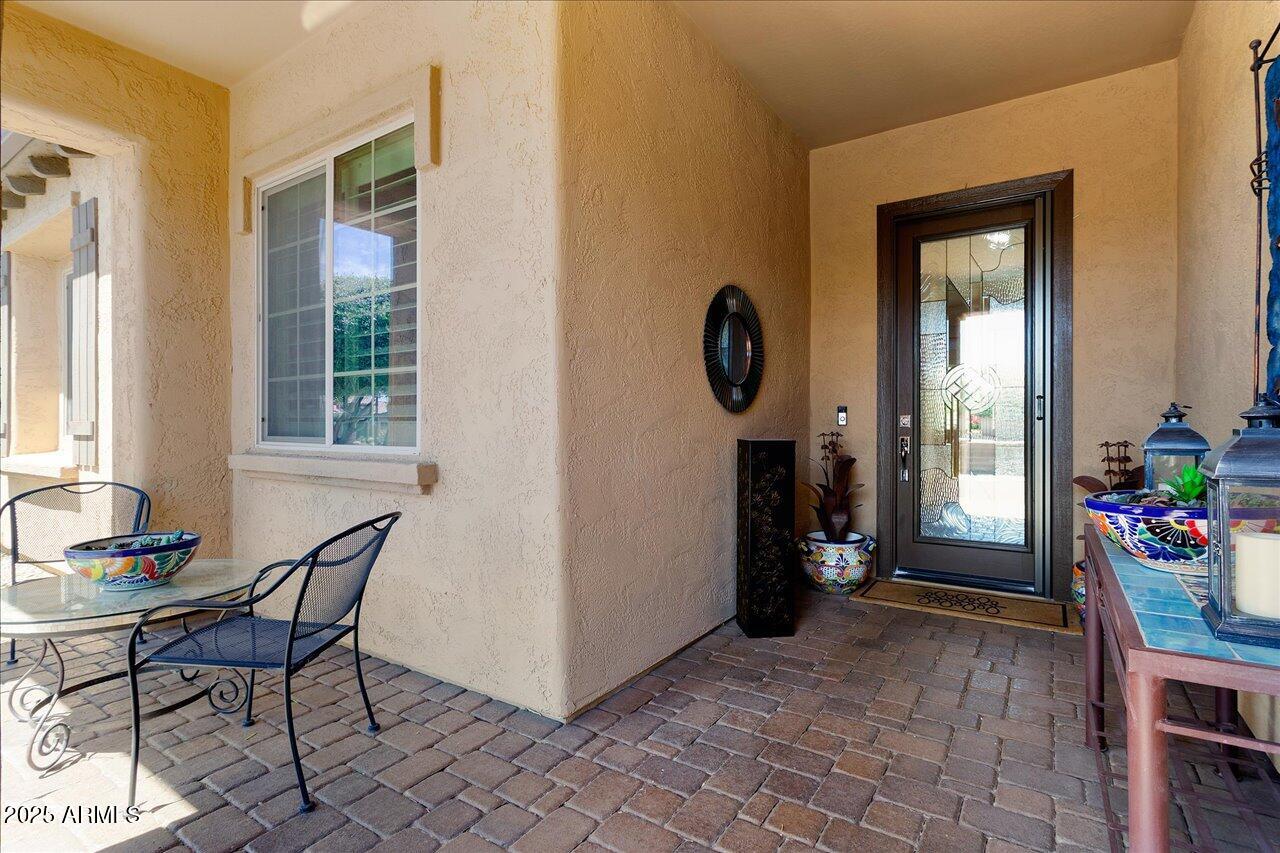 27052 W ORAIBI Drive