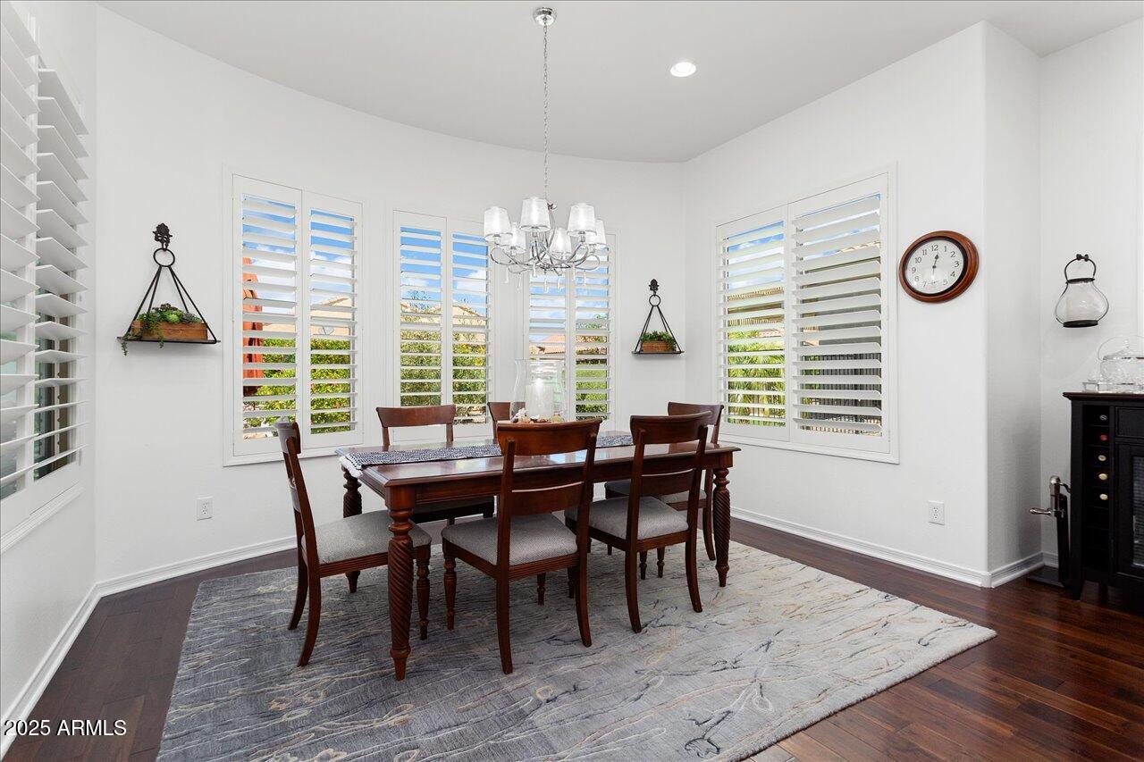 27052 W ORAIBI Drive