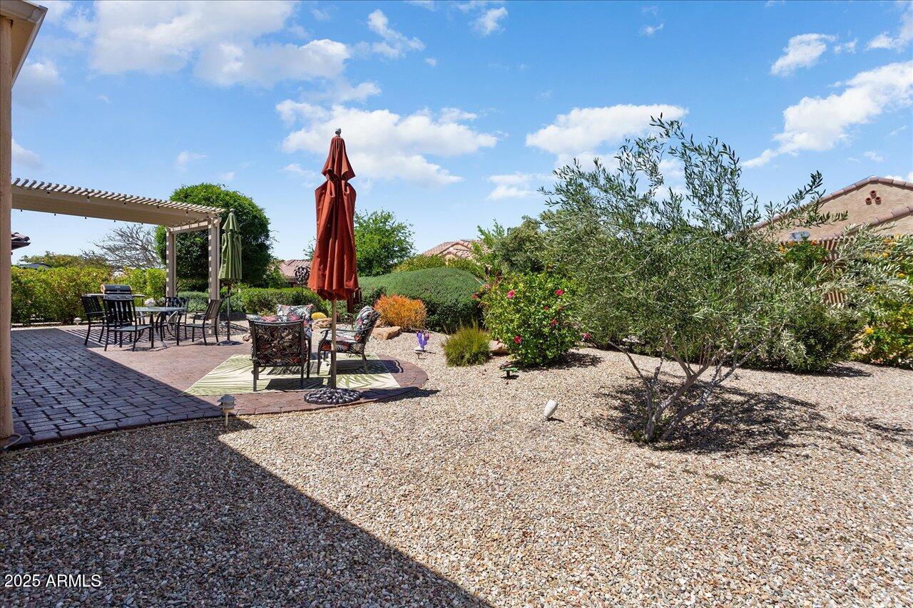 27052 W ORAIBI Drive