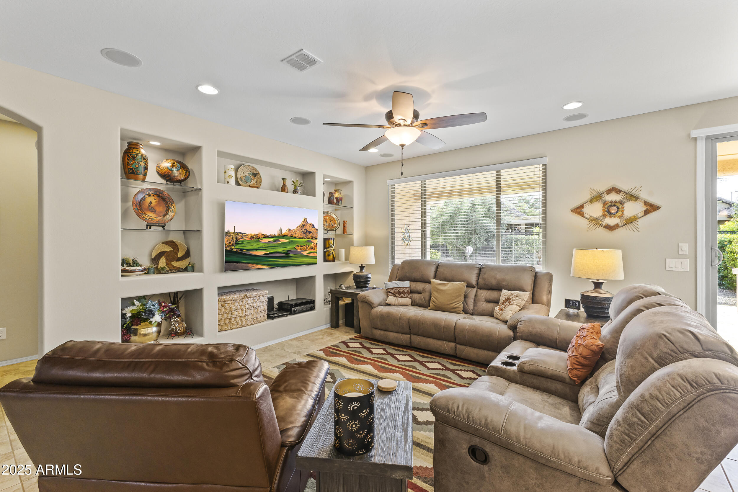 26851 W PIUTE Avenue