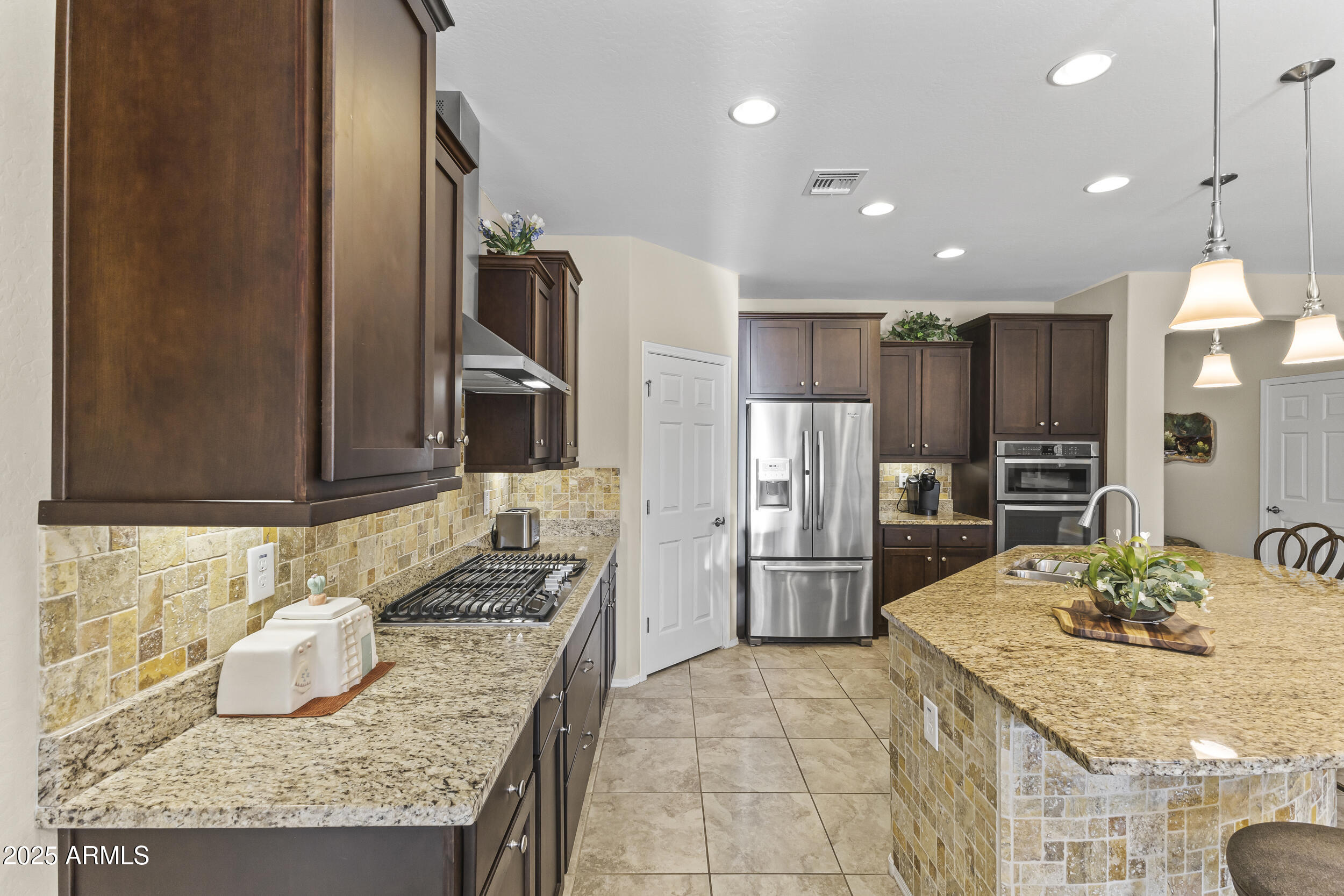 26851 W PIUTE Avenue