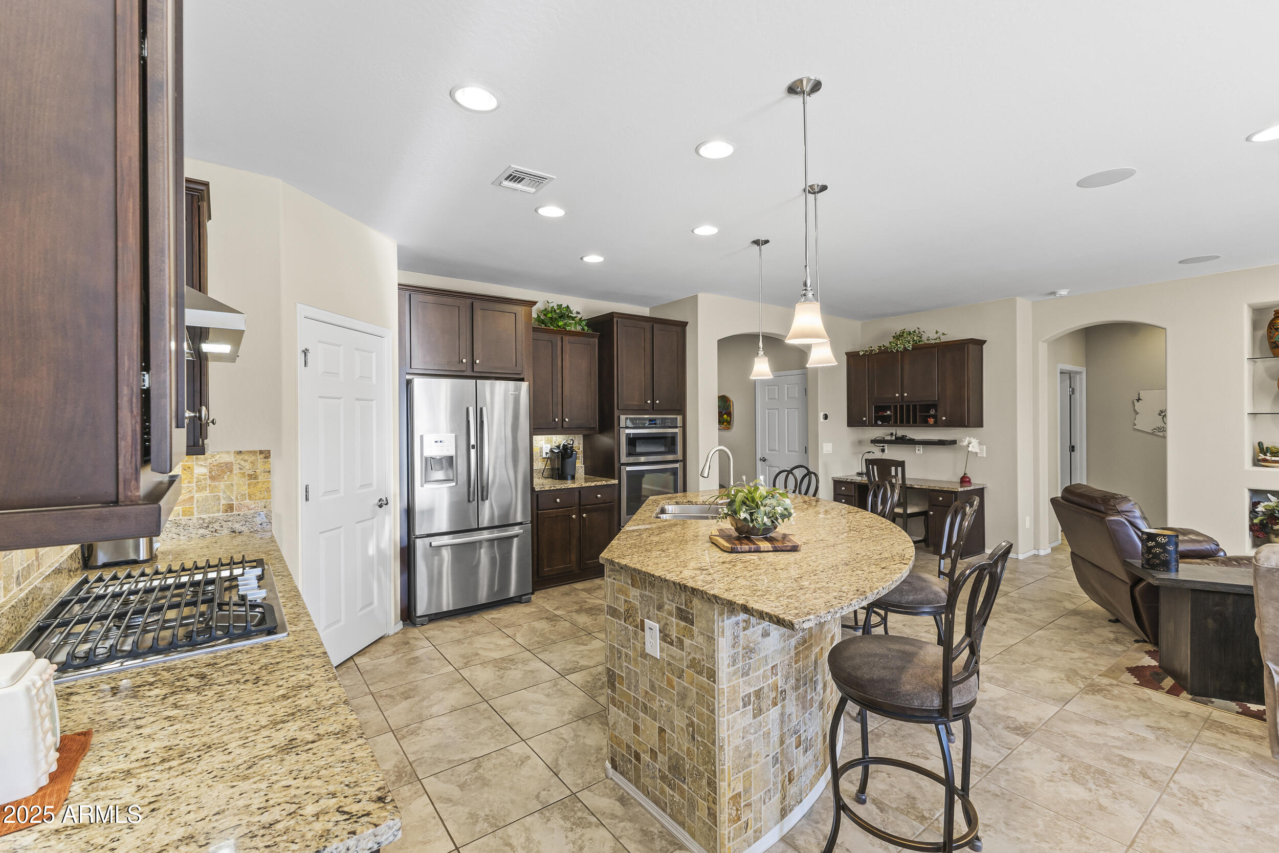 26851 W PIUTE Avenue